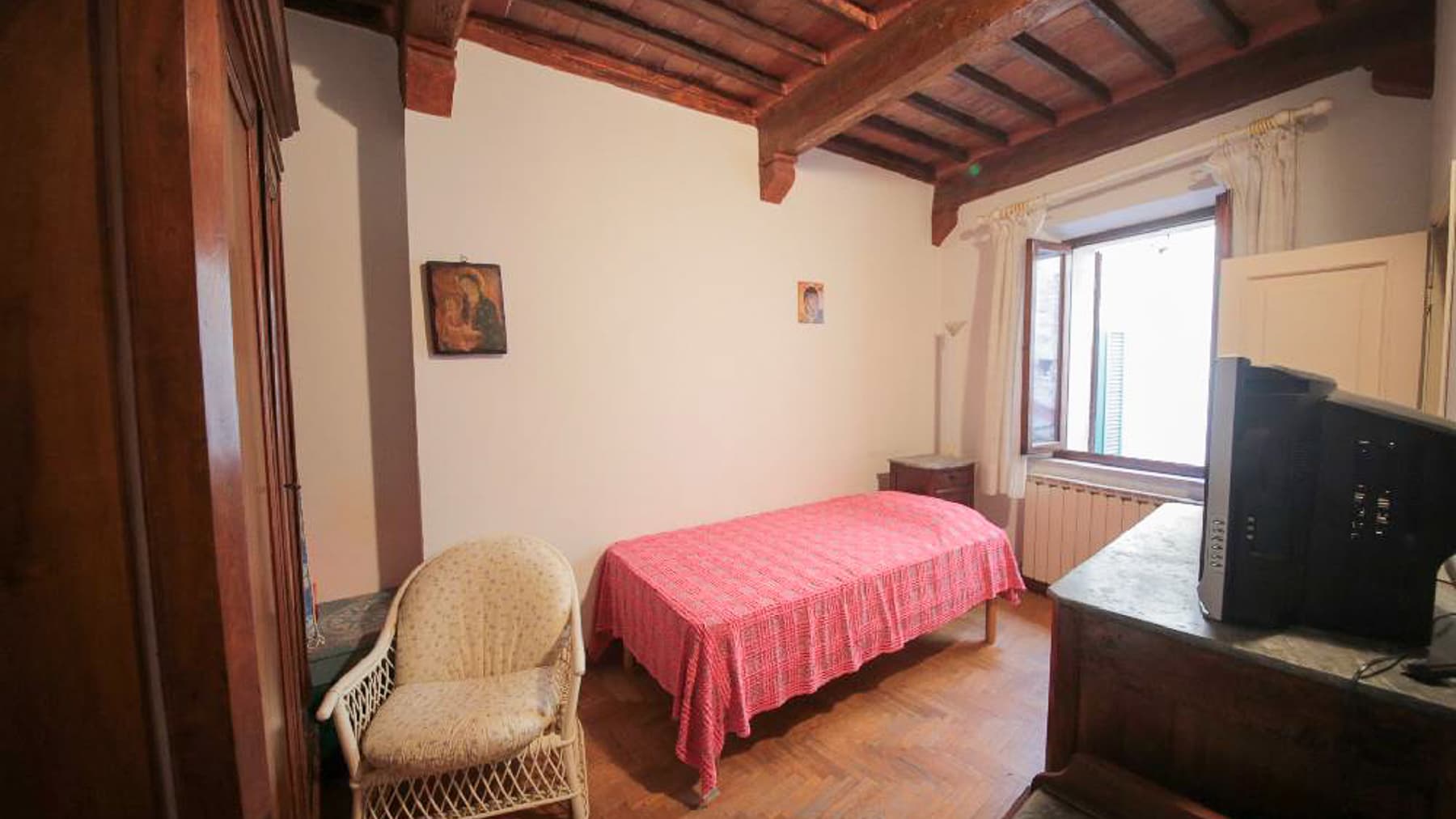 Big Image 15