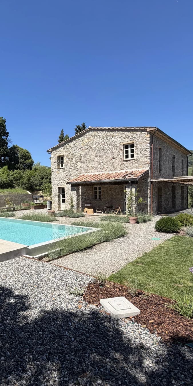 Restored Stone Villa with Infinity Pool in Livorno, Tuscany