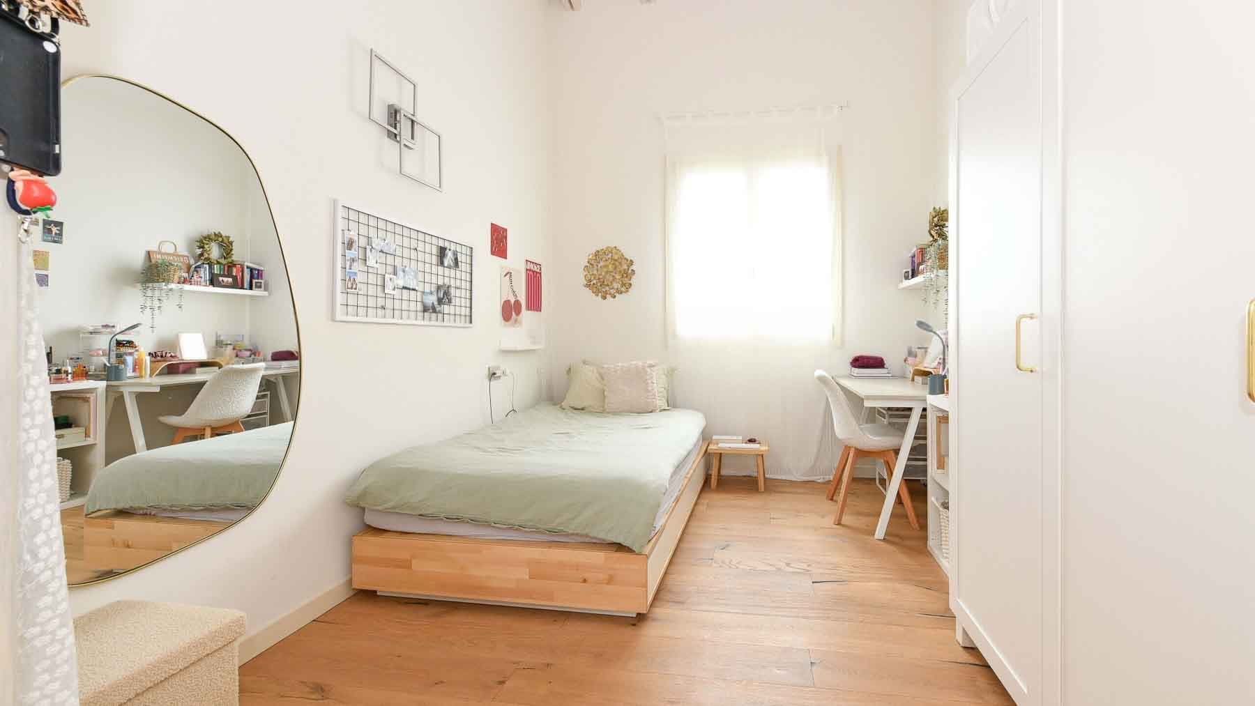 Big Image 11