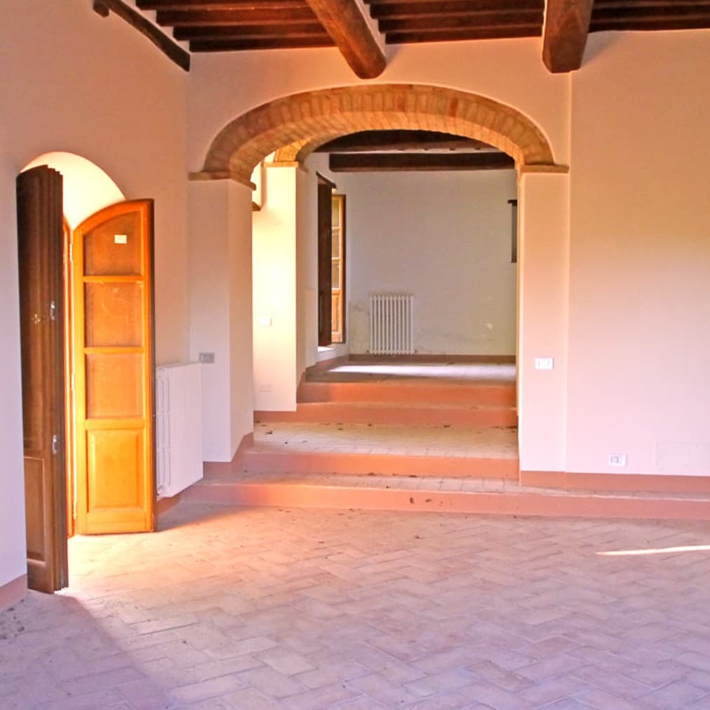 Rustic Country House in San Gusmé, Tuscany