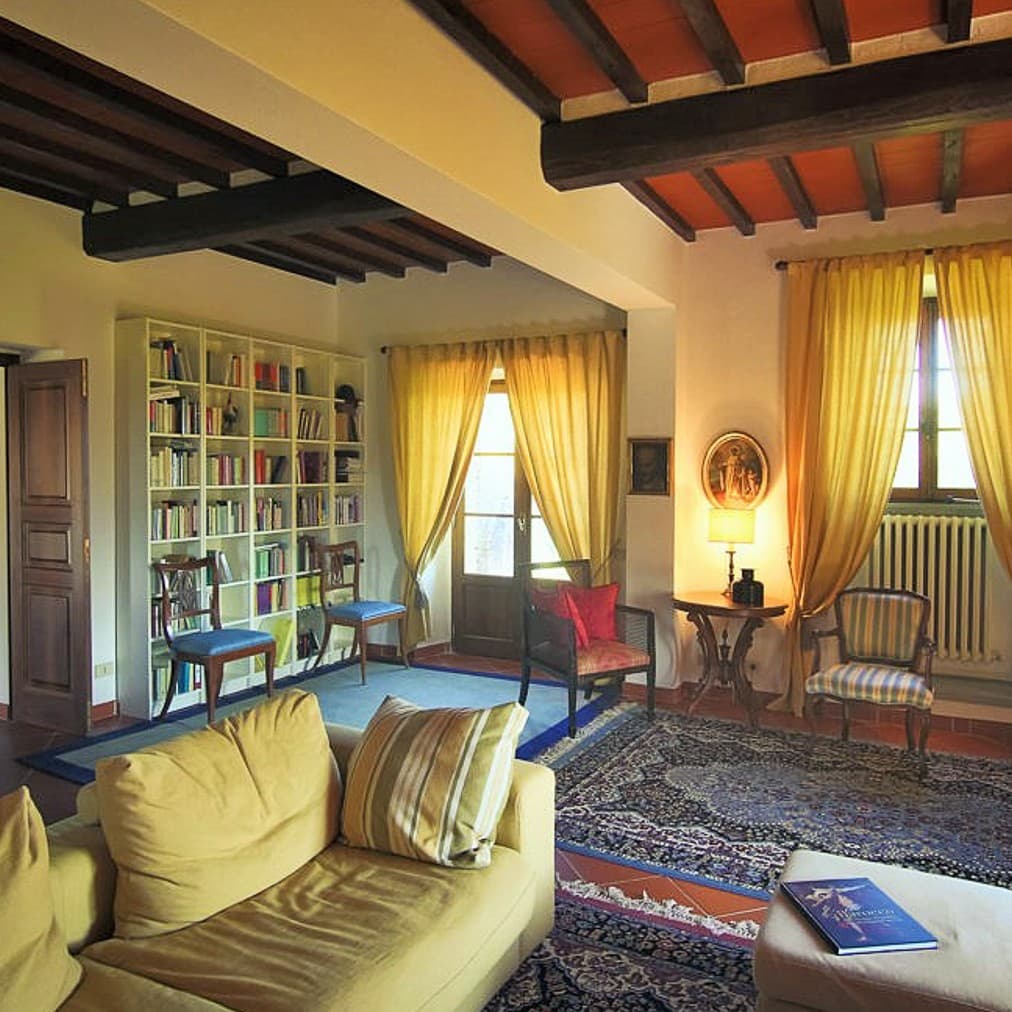 Casale con giardino nel cuore del Chianti, Toscana