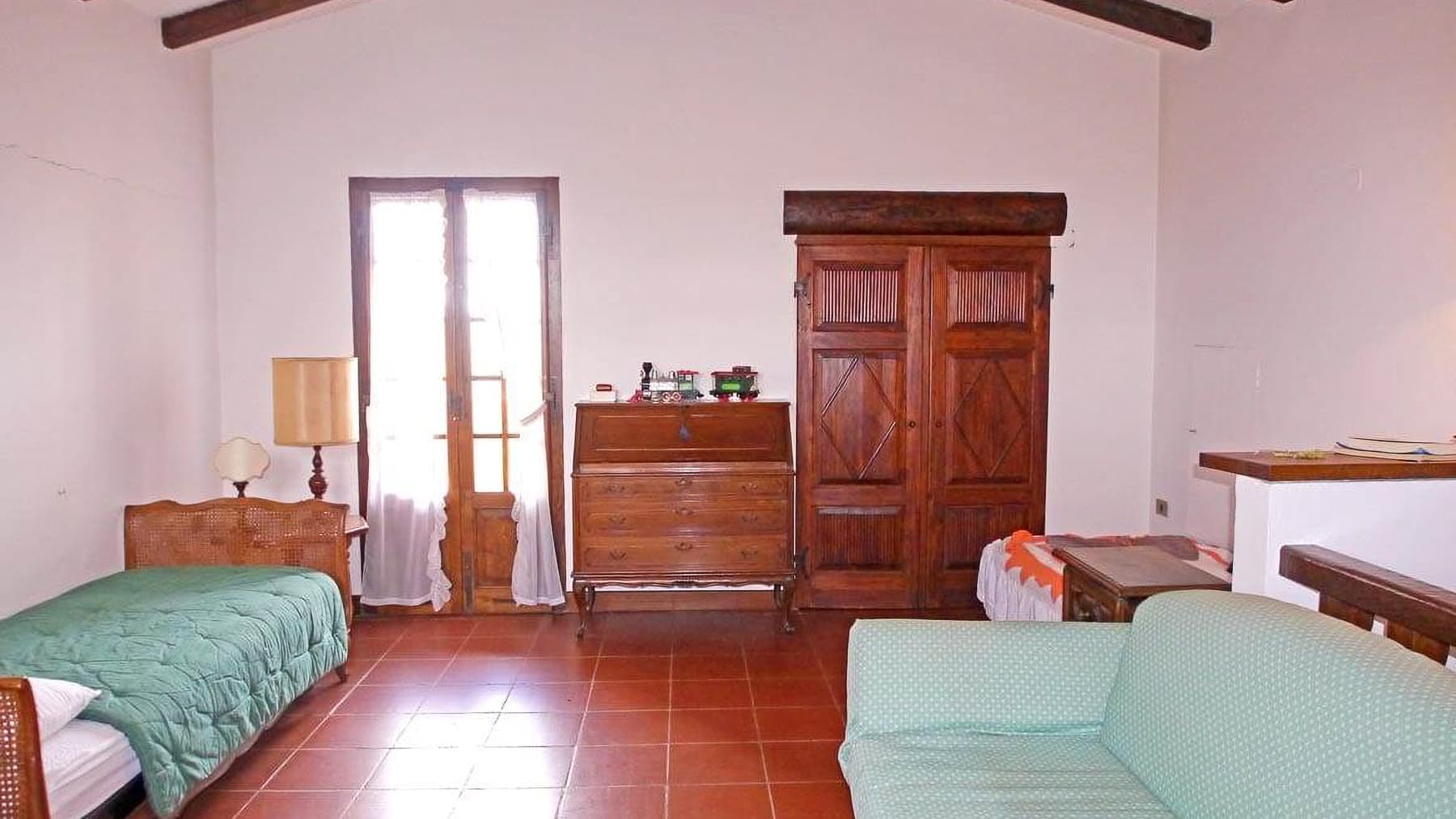 Big Image 15