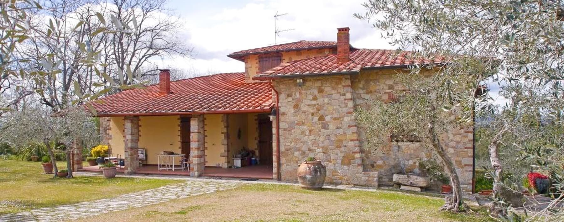 Stone Villa in Chianti, Tuscany with Panoramic Views