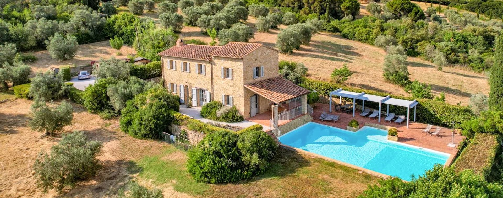 Casale di charme a Lodi, eleganza e comfort 275 mq
