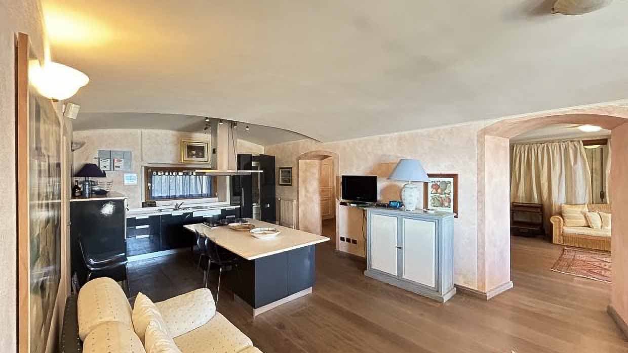 Charming Villa Overlooking Lago Maggiore, Belgirate