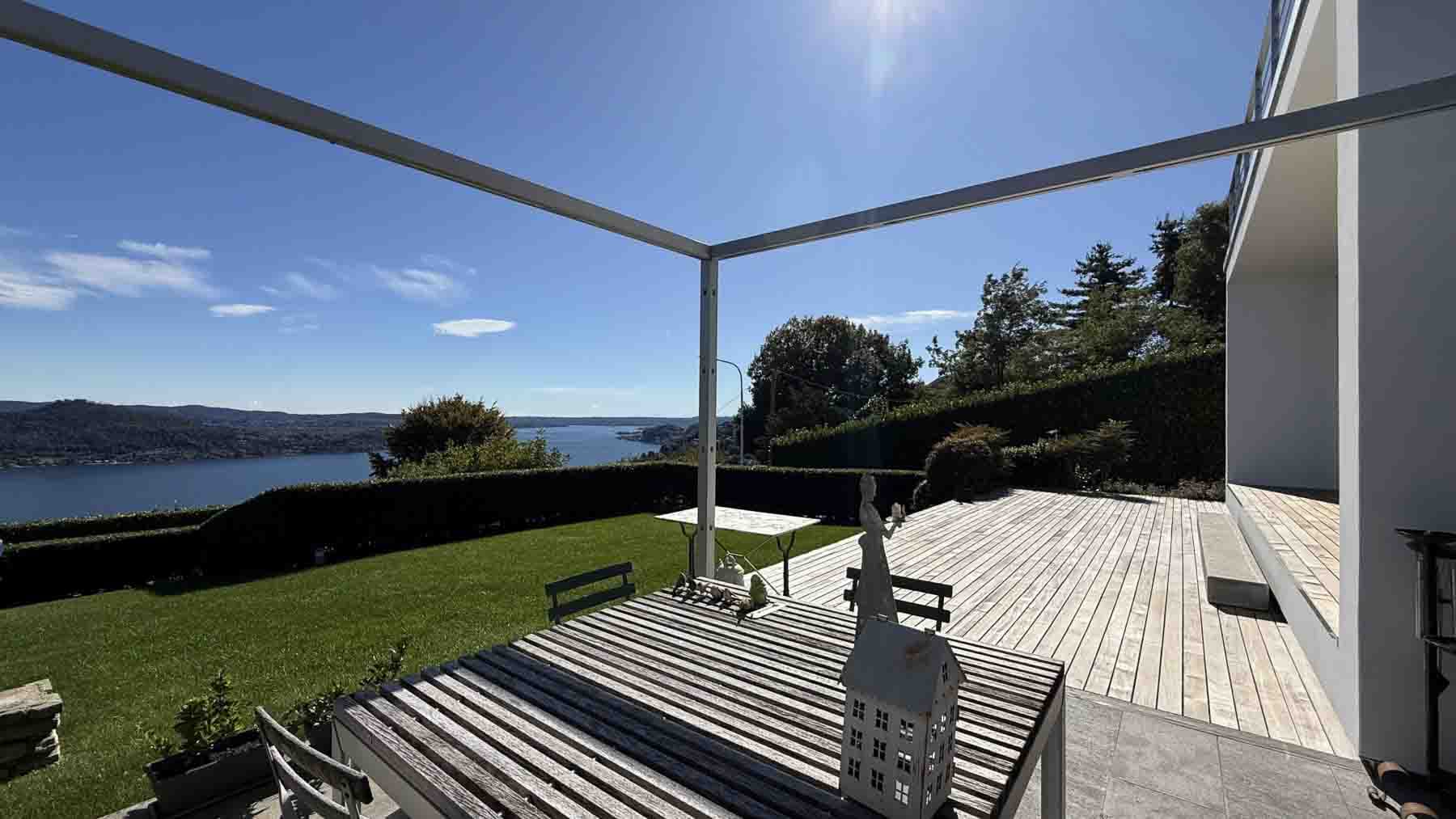 Exteriors (8)