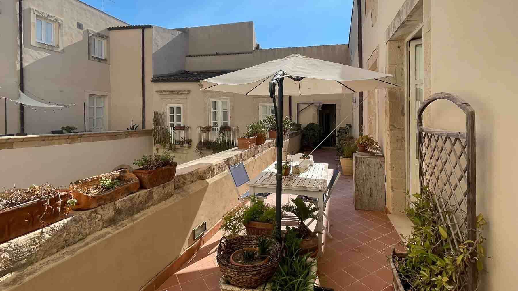 Exteriors (3)
