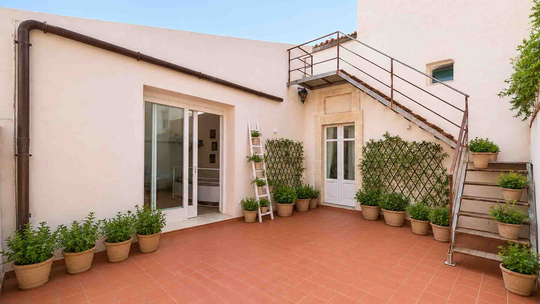 Casa indipendente a Siracusa, 313 mq di storia e arte