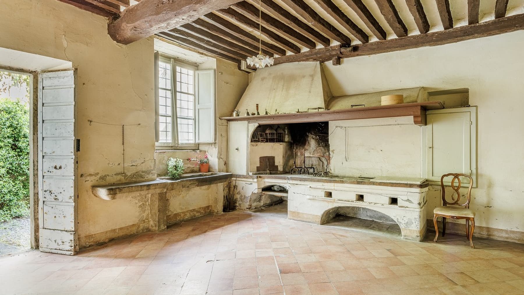 Charming Villa in Lucca, Tuscany