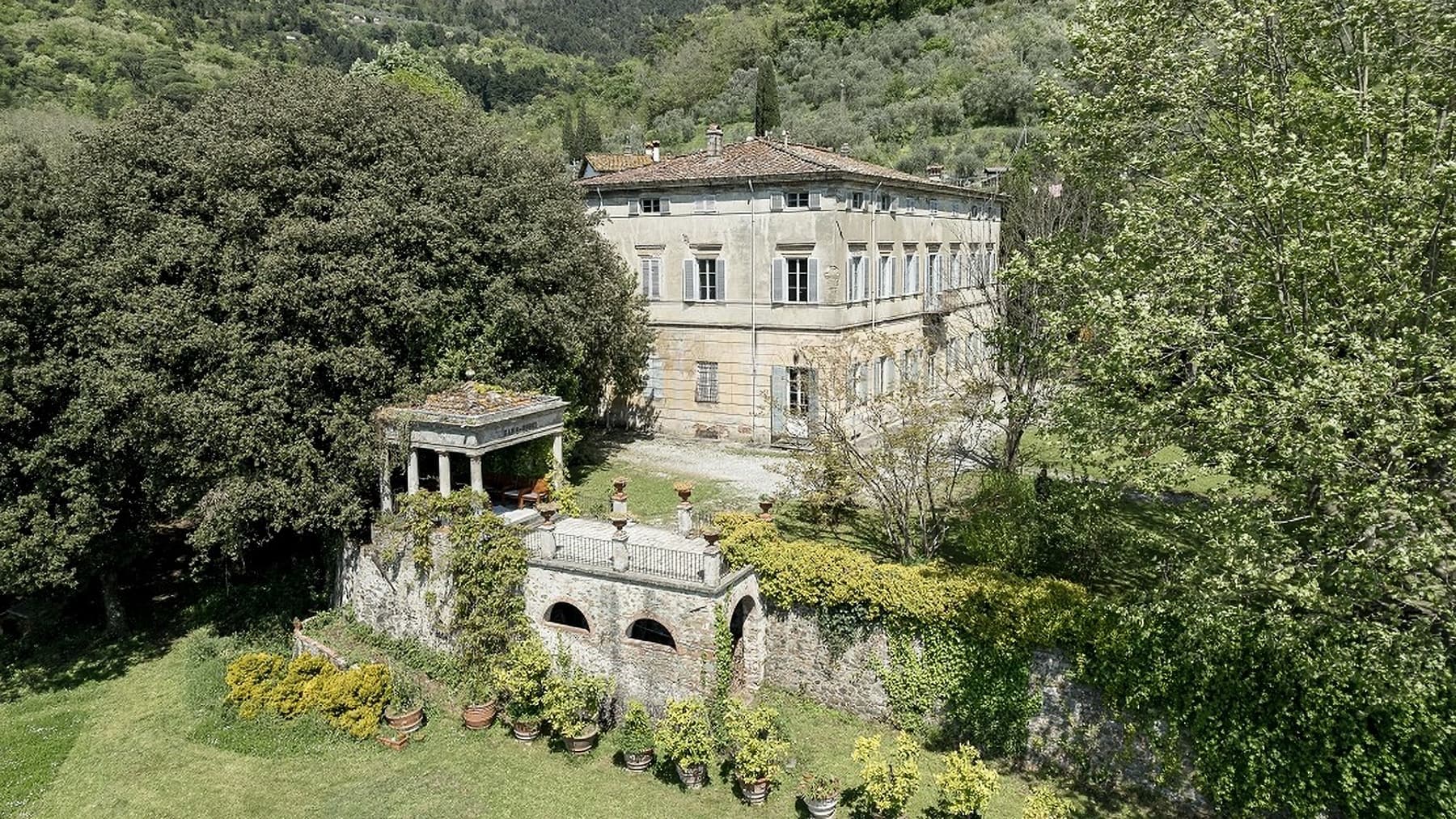 Charming Villa in Lucca, Tuscany