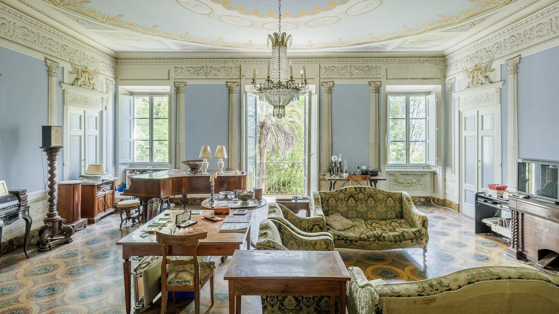 Interiors (5)