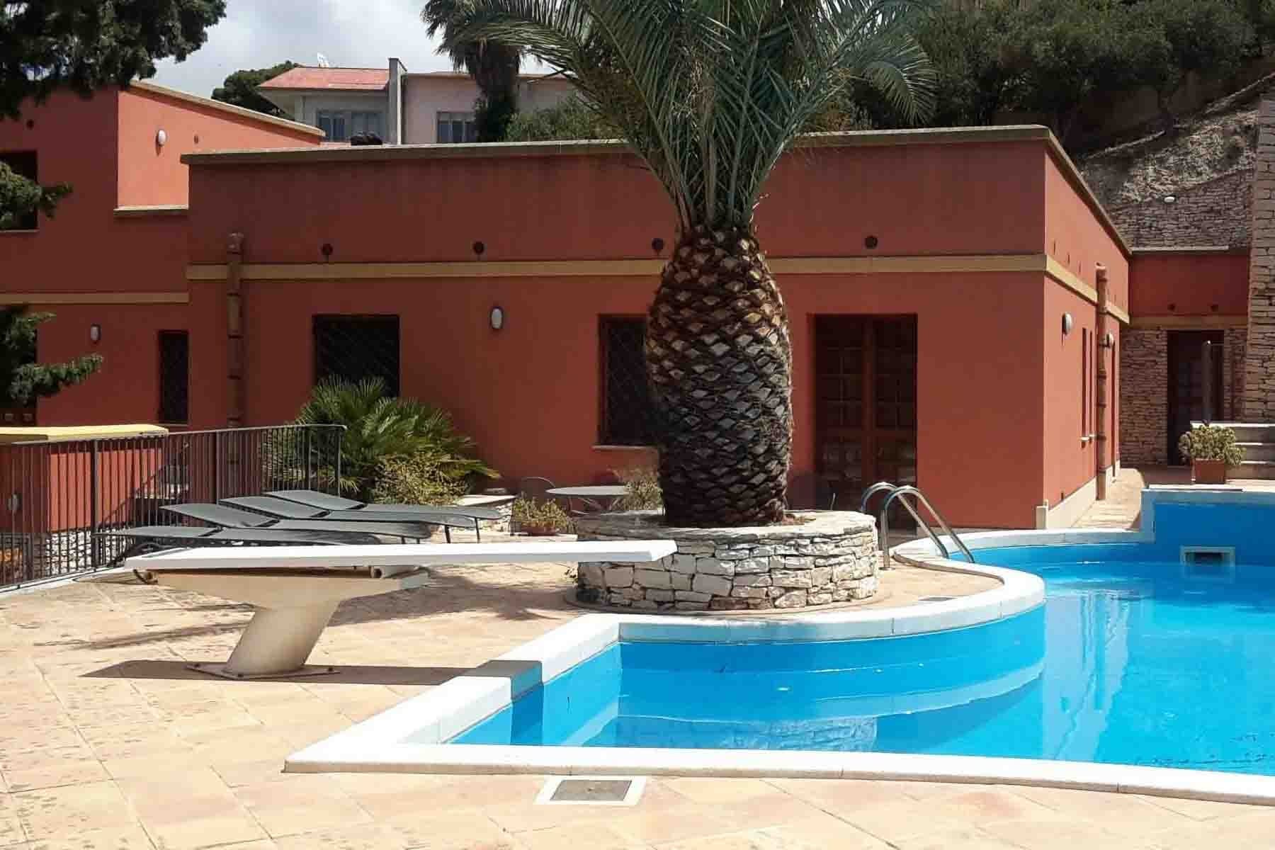 Villa prestigiosa a Erice, Sicilia con vista panoramica
