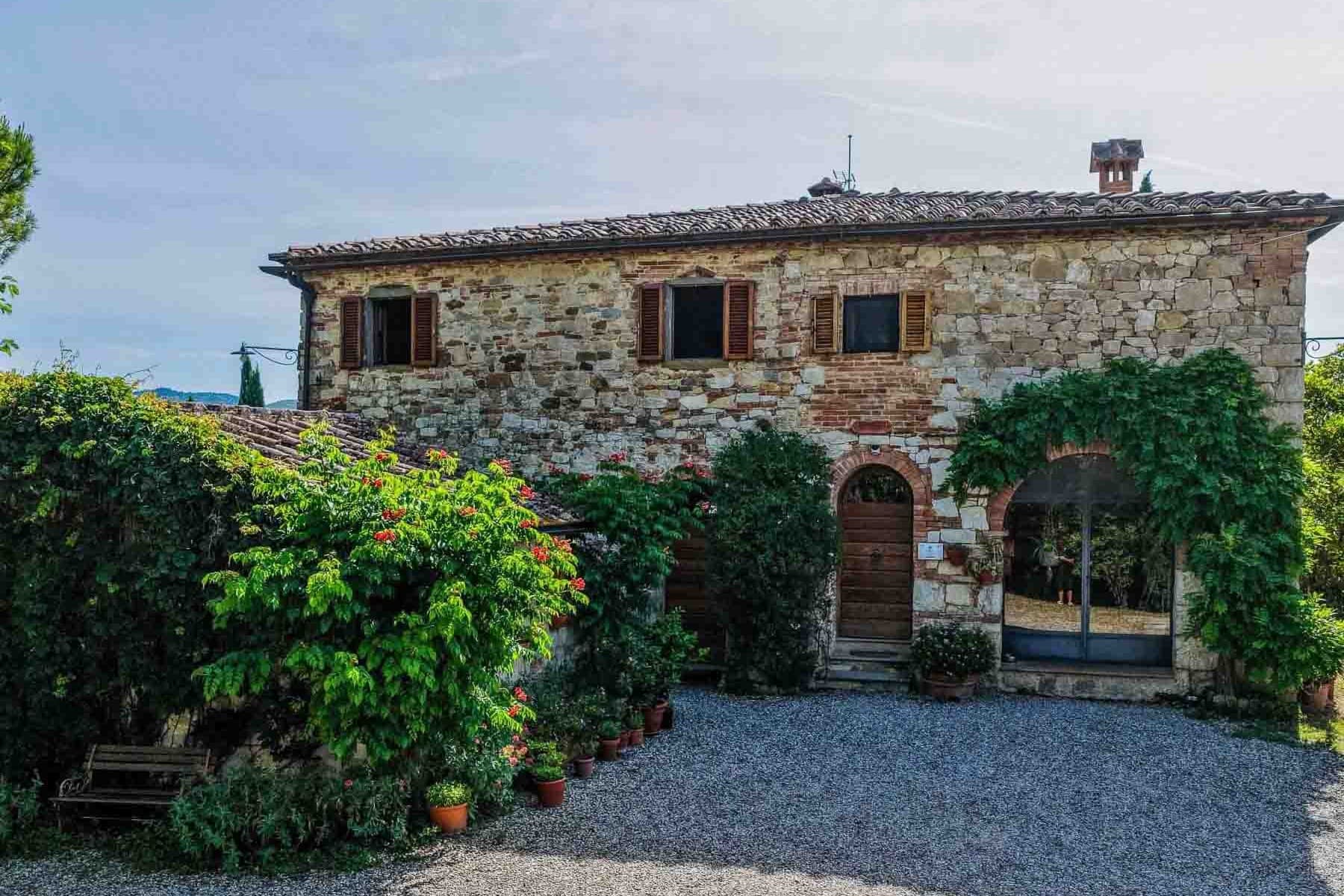Charming Casale in Chianti, Tuscany