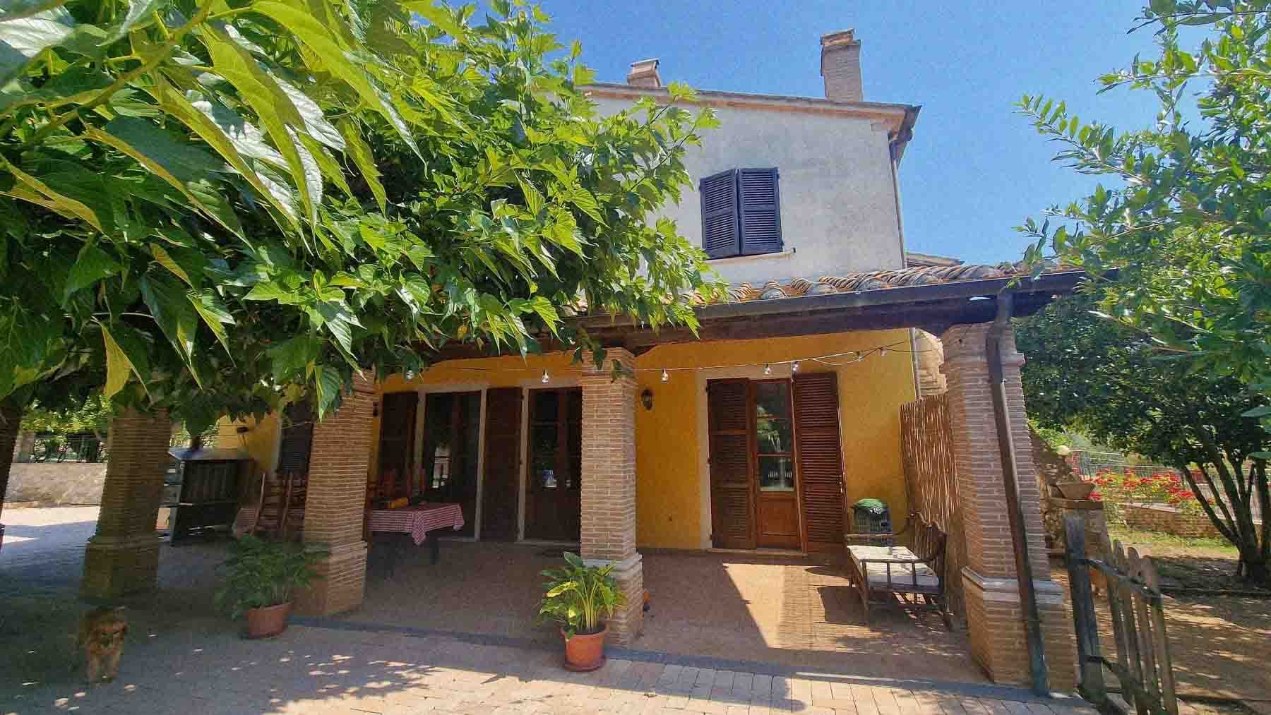 Rustic Country House in Charming Amelia, Umbria