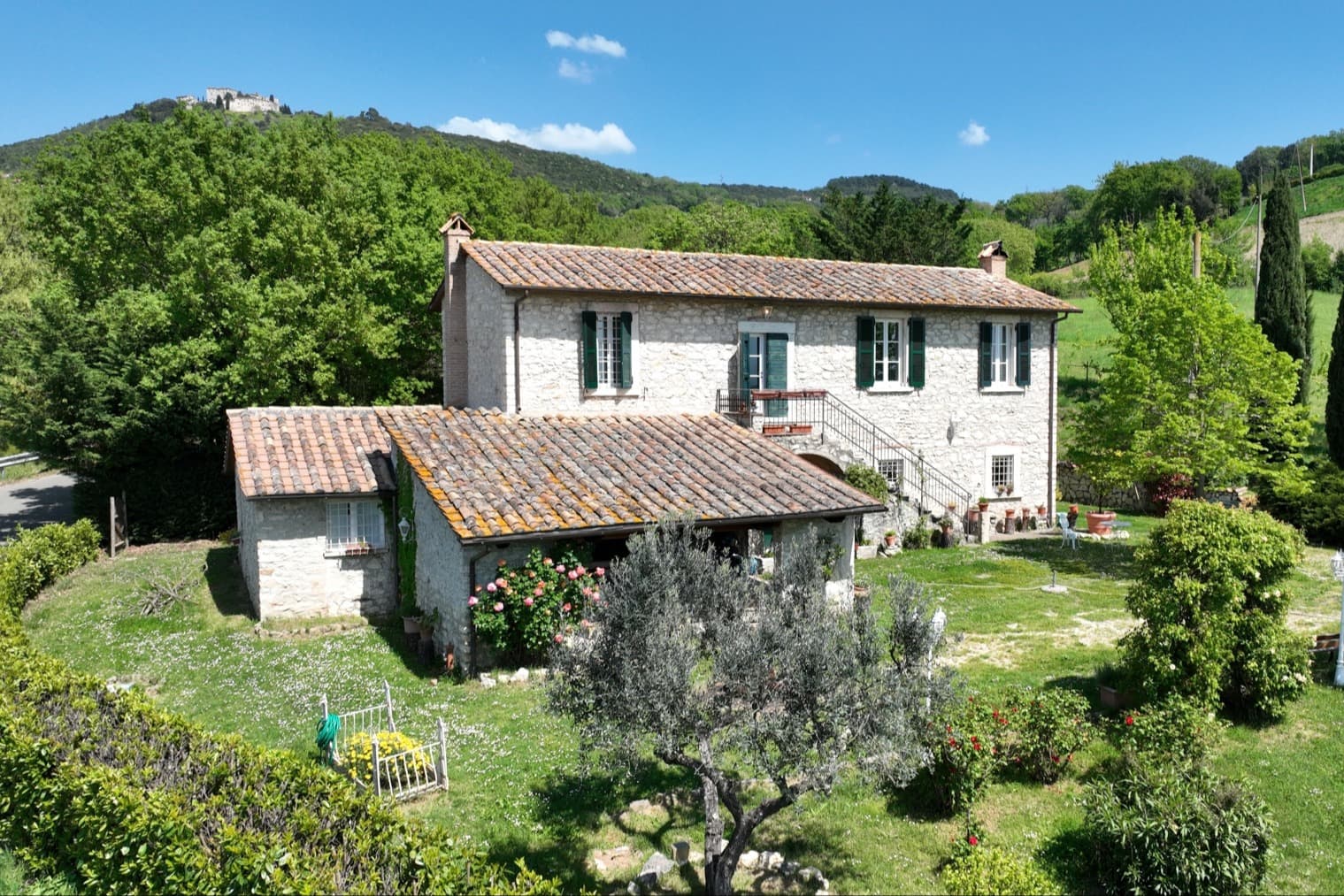 Casale storico a Montecchio, nel cuore dell'Umbria