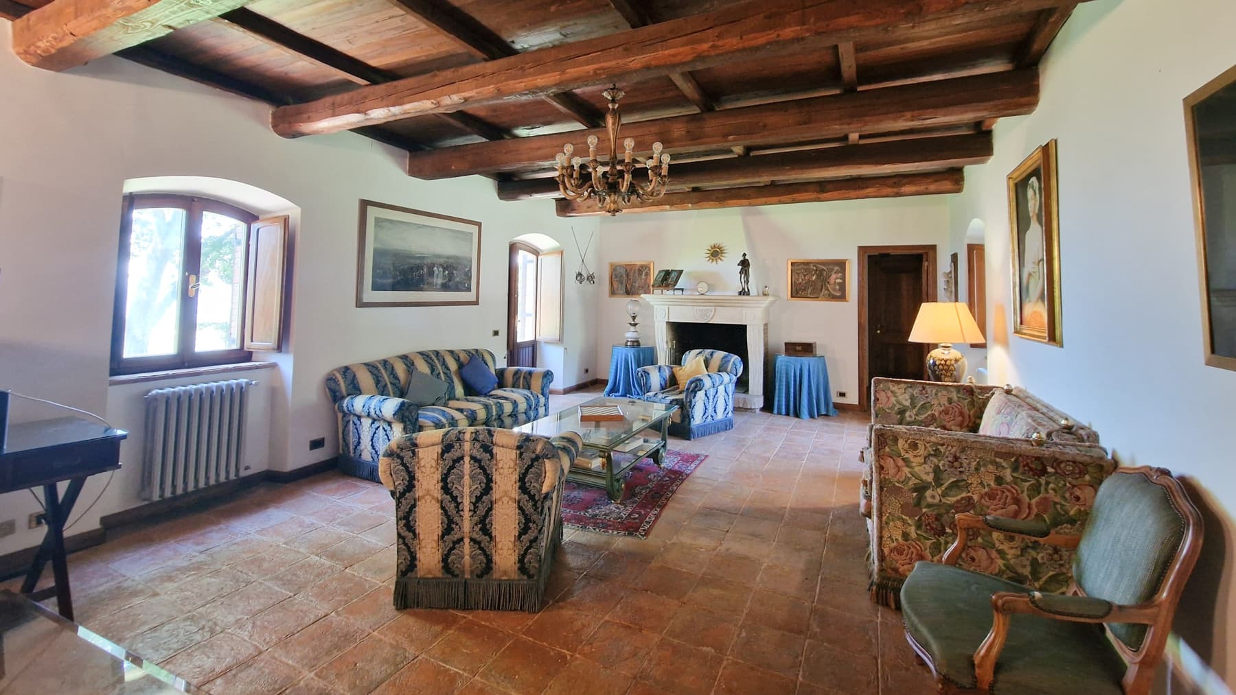 Interiors (12)