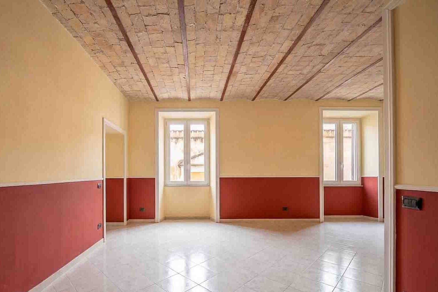 Charming Row House in Rome, Lazio