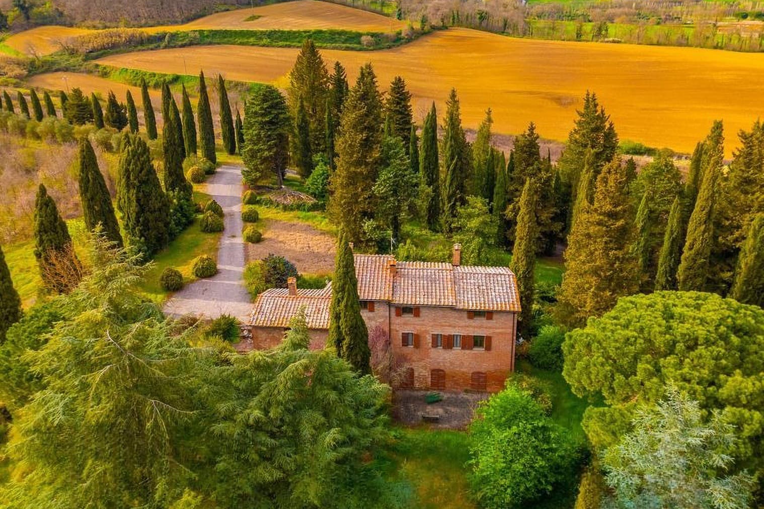 Rustic Country House in Chiusi, Tuscany