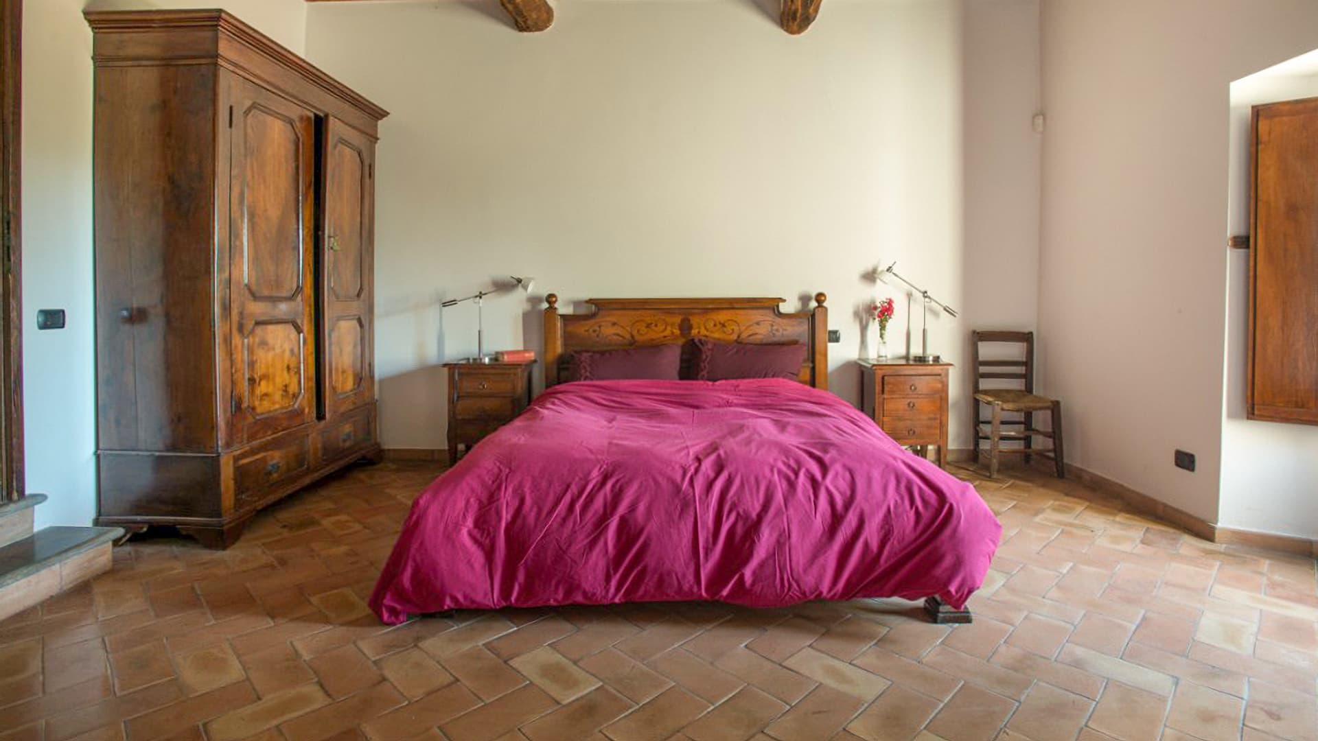 Interiors (15)