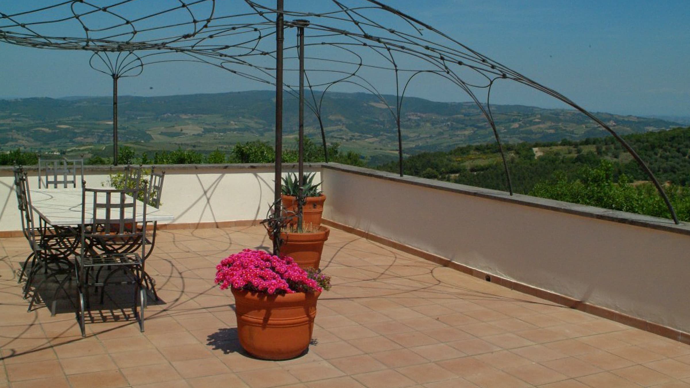 Spacious Detached House in Seggiano, Tuscany