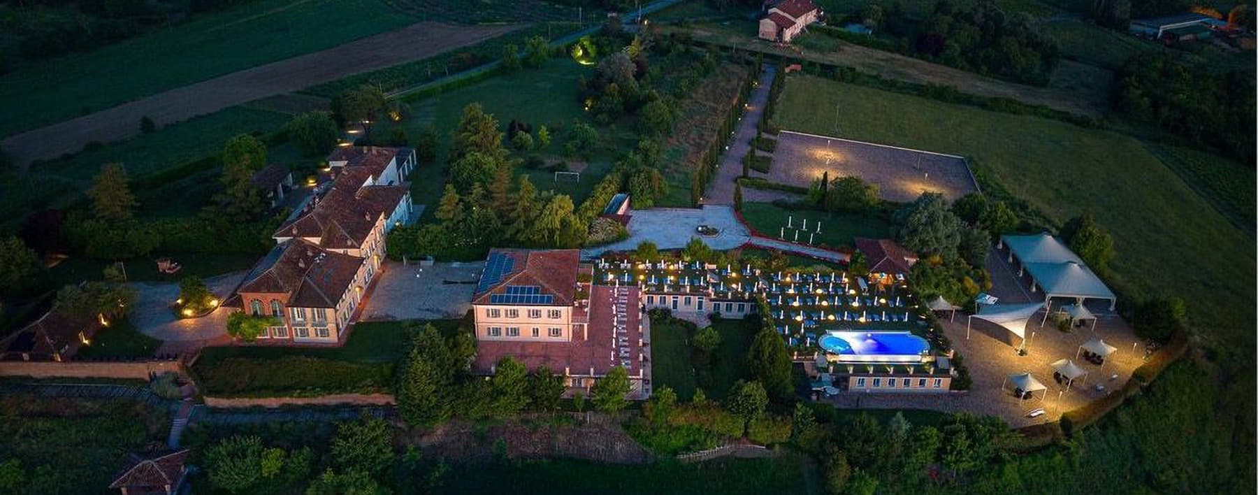 Villa storica a Vignale Monferrato, oasi di lusso