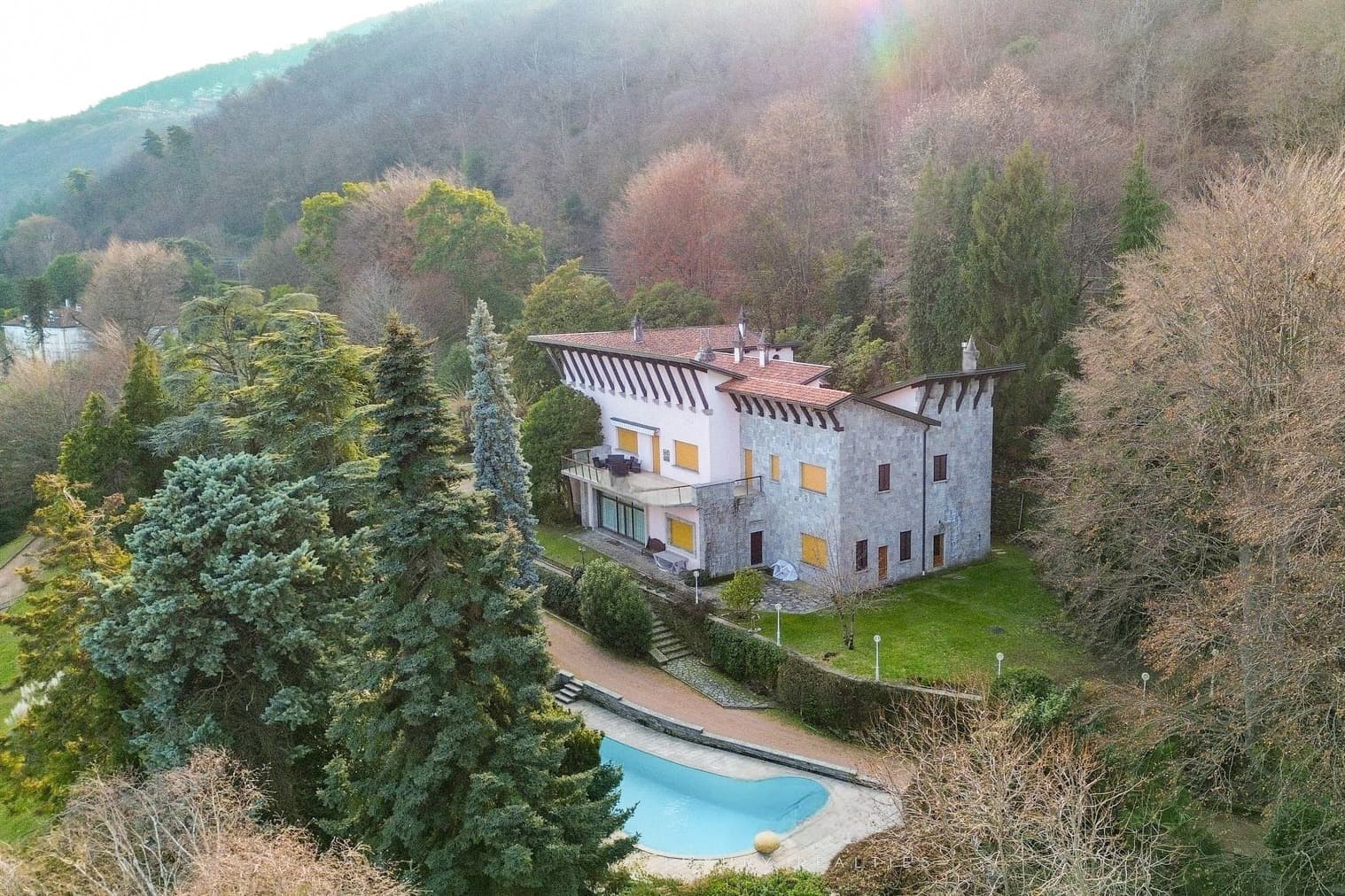 Charming Villa in Belgirate, Lake Maggiore, Piemonte