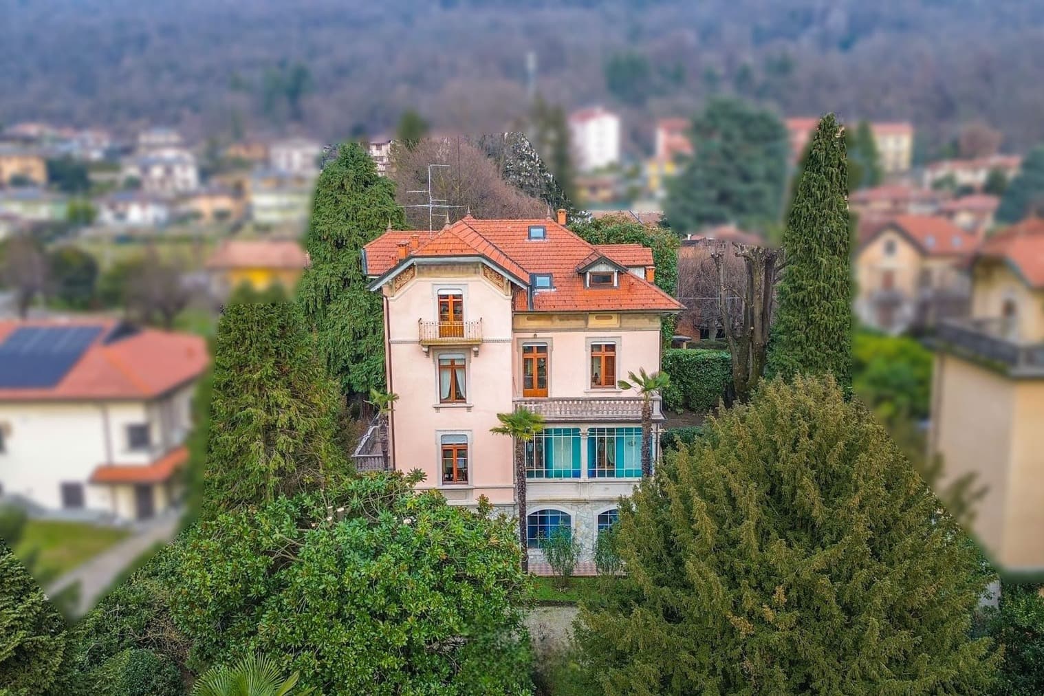 Charming Villa in Gavirate, Lombardy