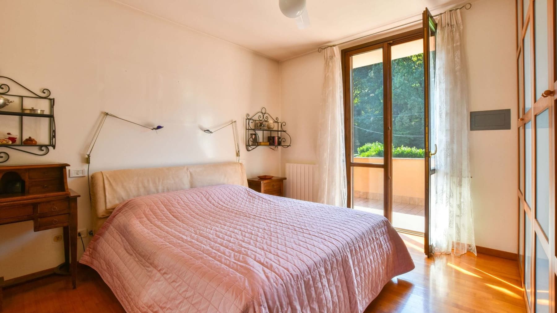 Charming Villa in Bodio Lomnago, Lombardy