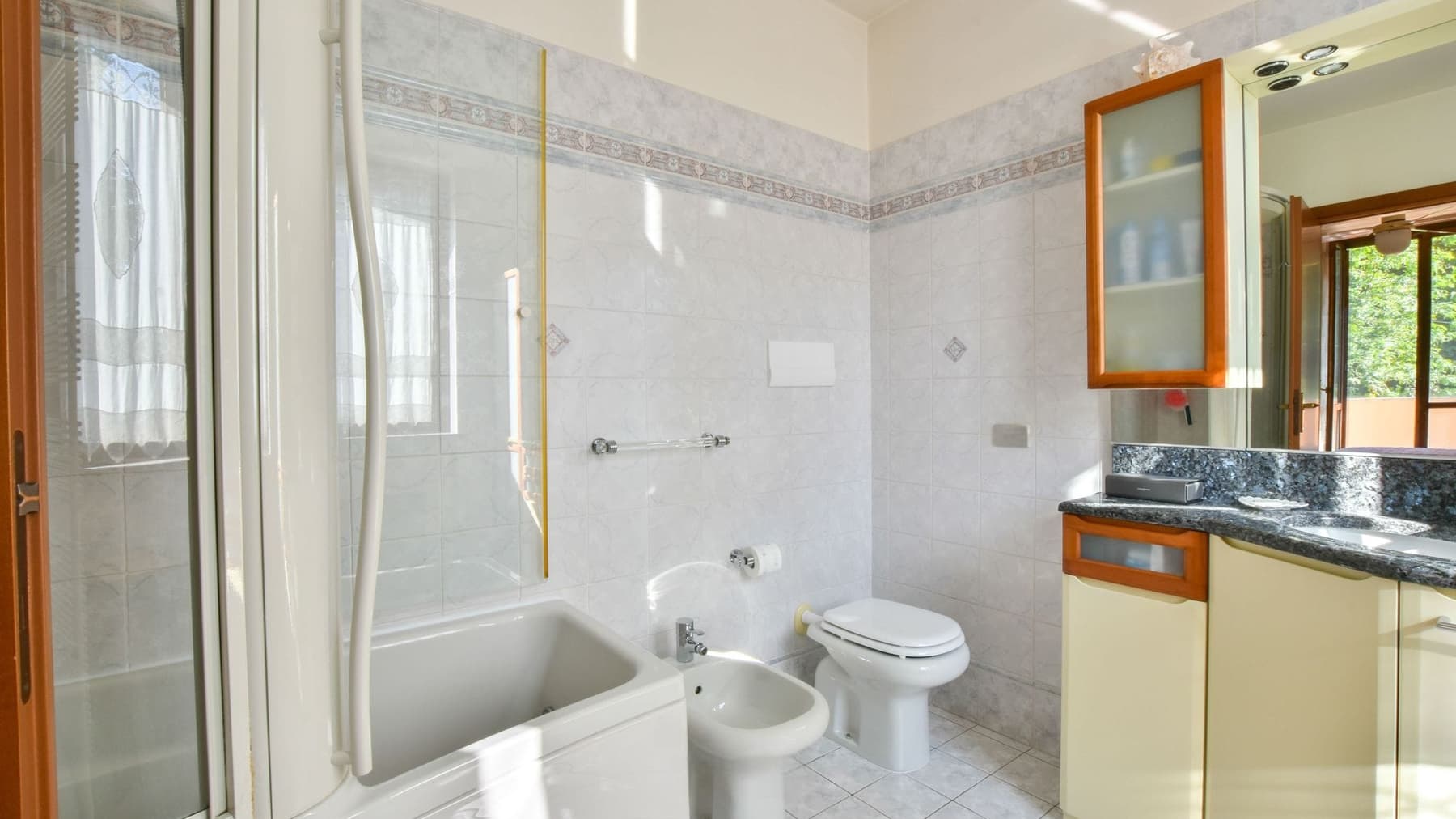 Charming Villa in Bodio Lomnago, Lombardy