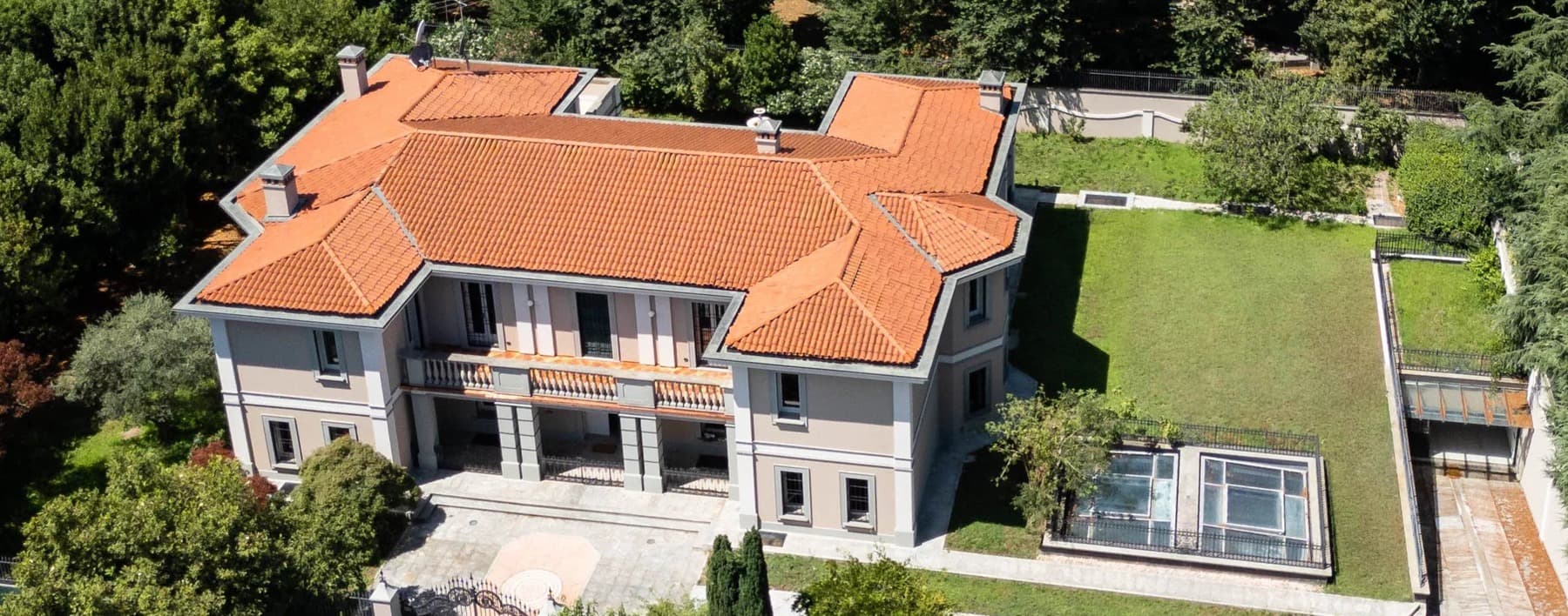 Luxury Villa with Indoor Pool and Spa in Chiari, Brescia