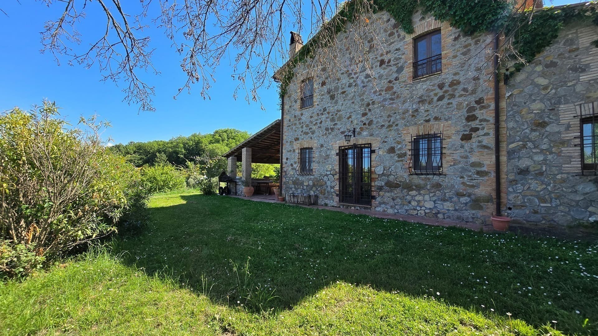 Rustic Country House in Charming Umbria, Castel Viscardo
