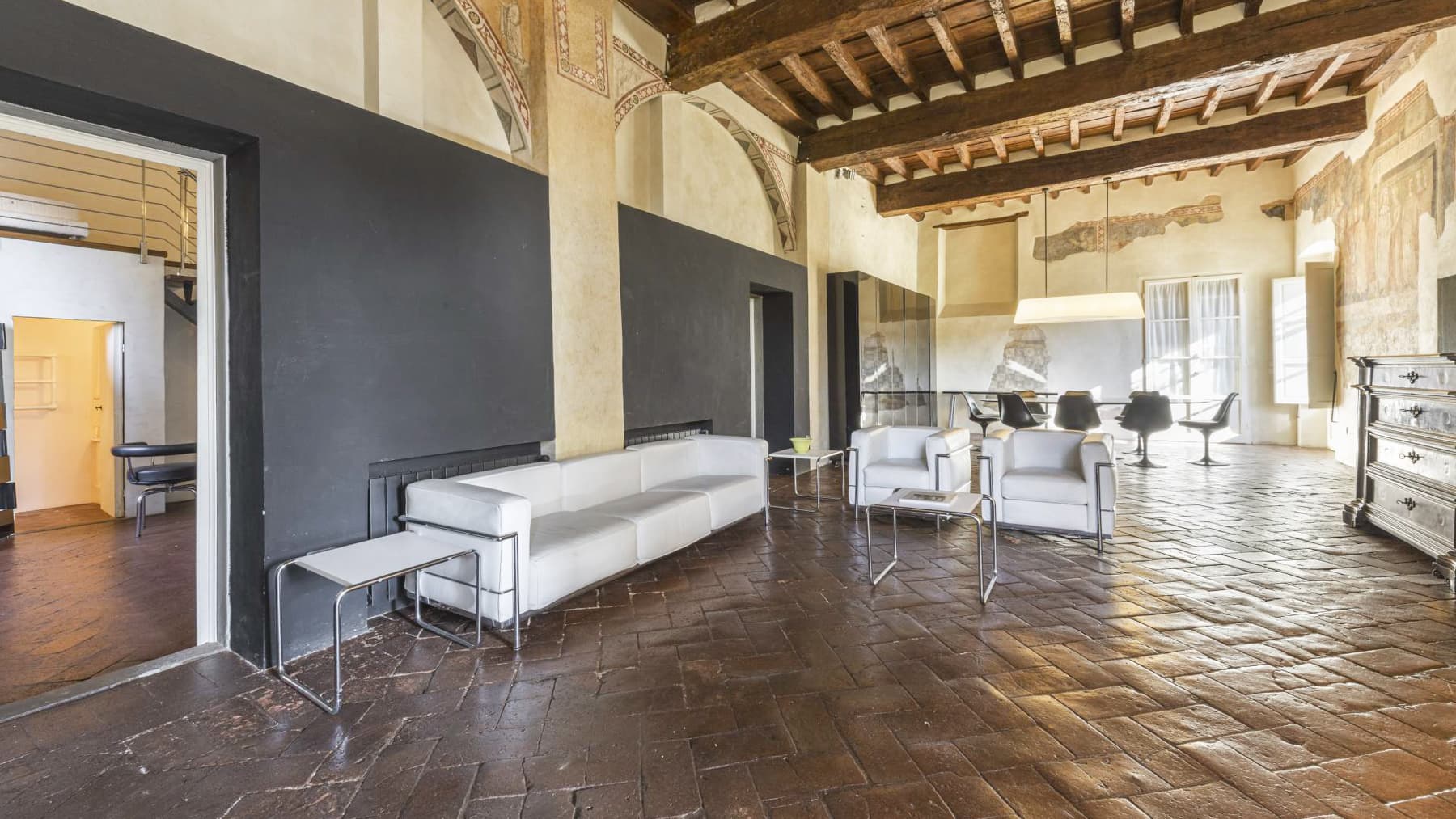 Charming Row House in Florence, Tuscany