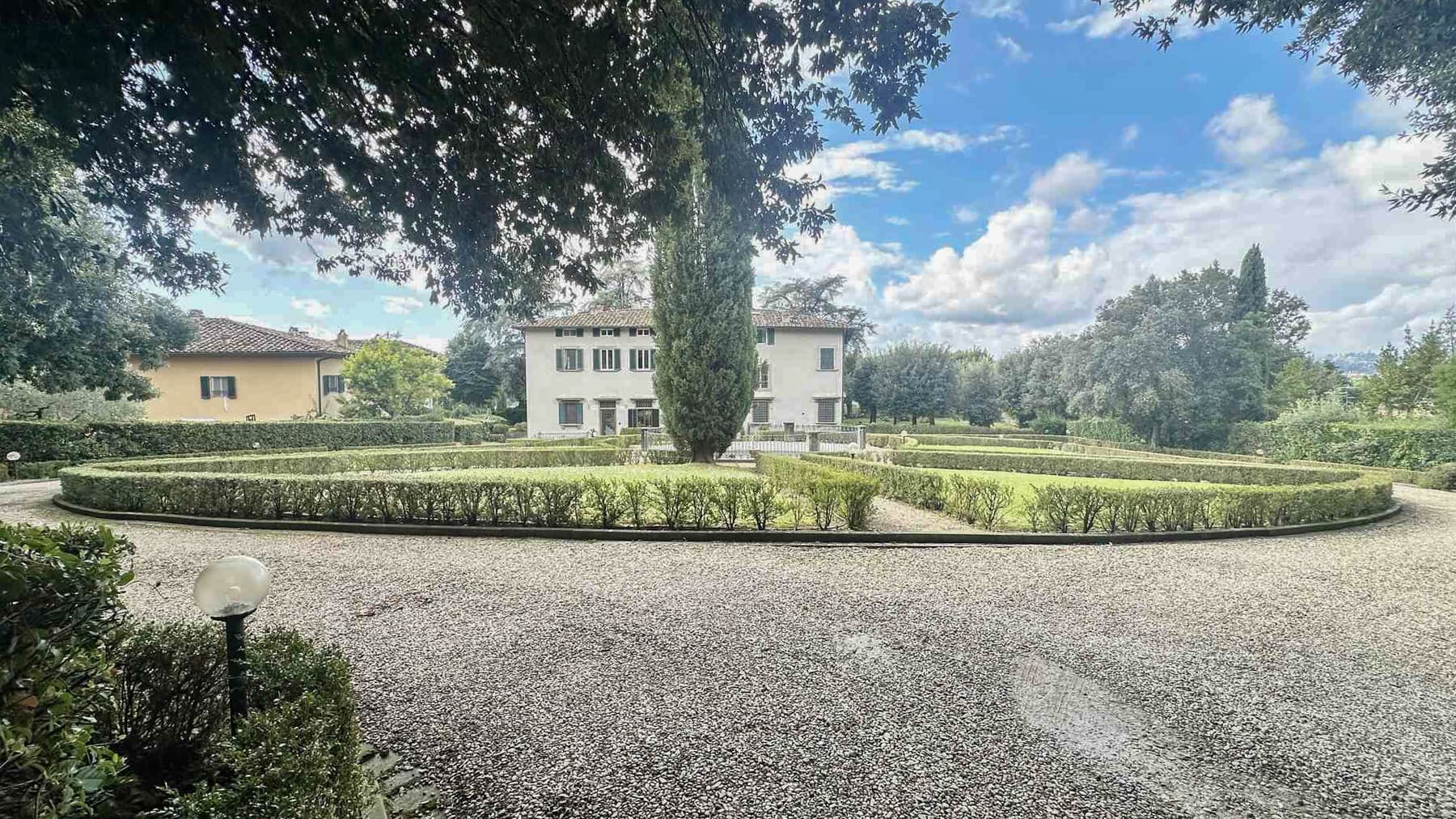 Appartamento spazioso con giardino privato a Firenze