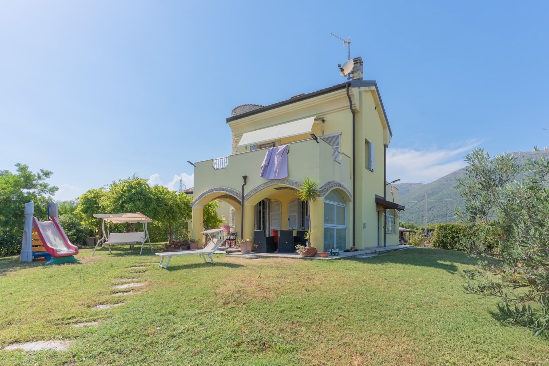 Charming Villa in Albenga, Liguria