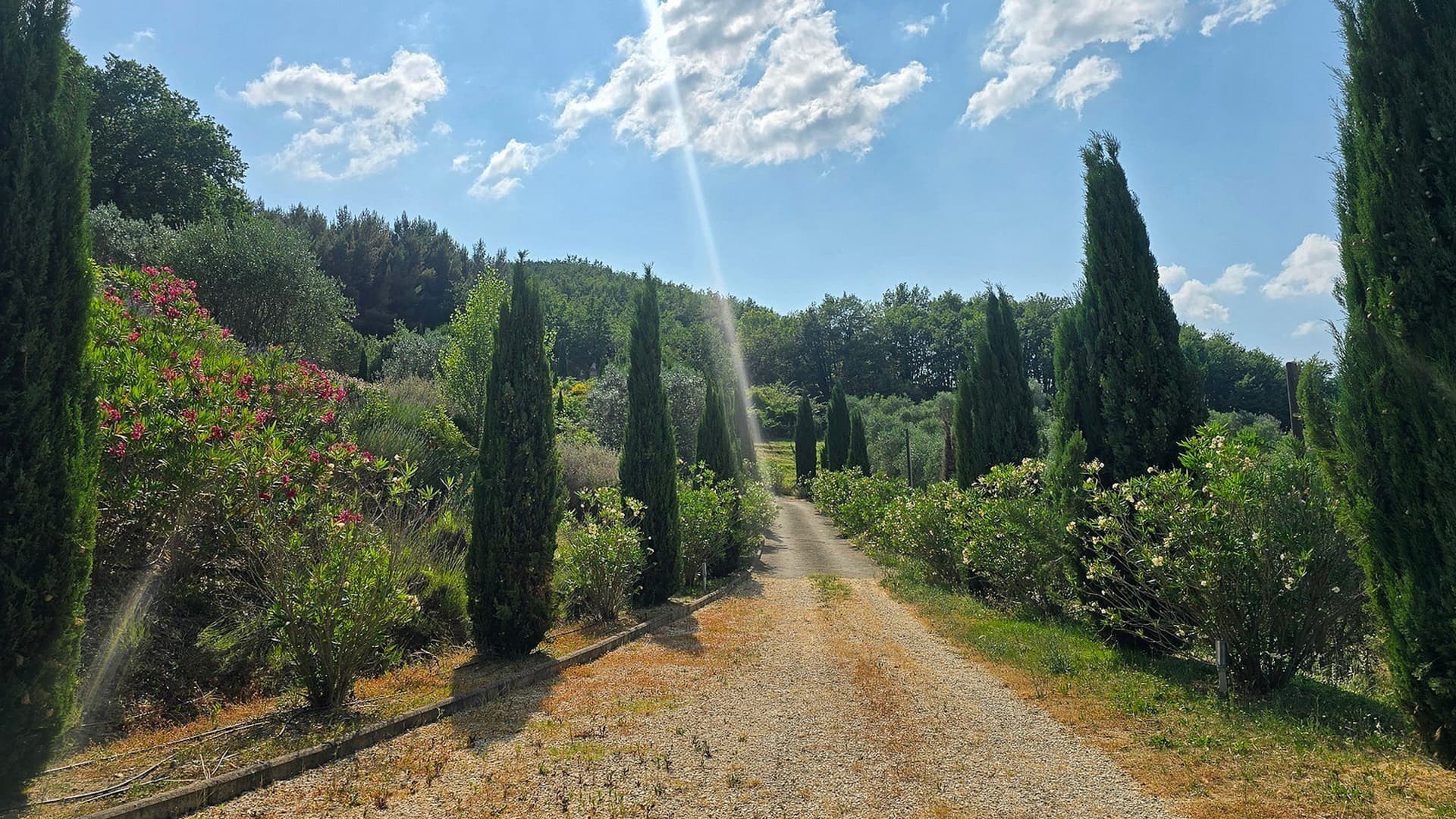 Casale in pietra con piscina nel cuore dell'Umbria