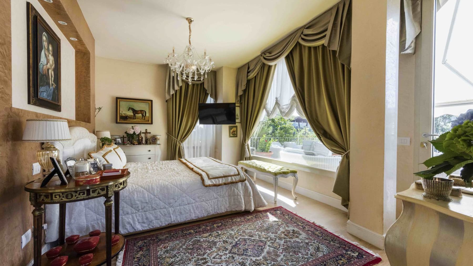 Villa spaziosa con giardino privato a Firenze