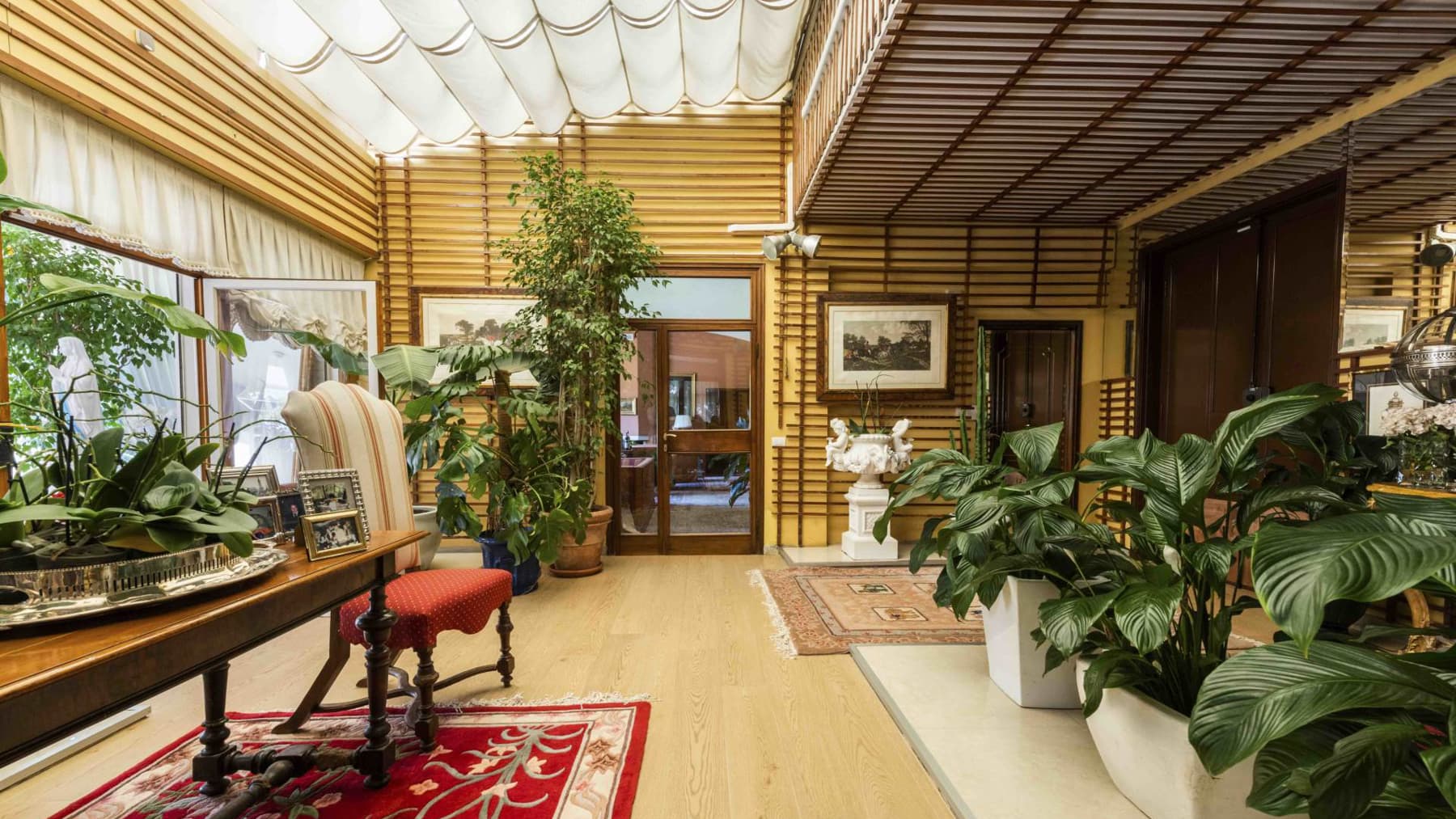 Villa spaziosa con giardino privato a Firenze