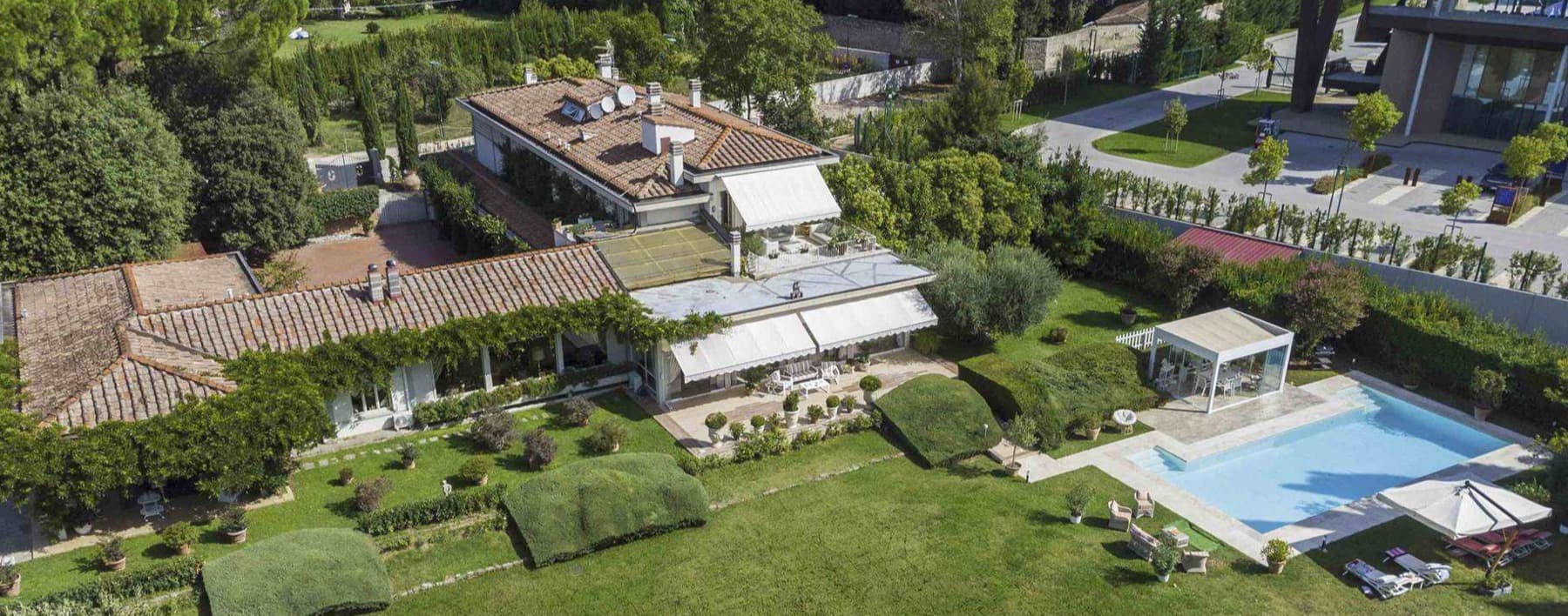 Villa spaziosa con giardino privato a Firenze