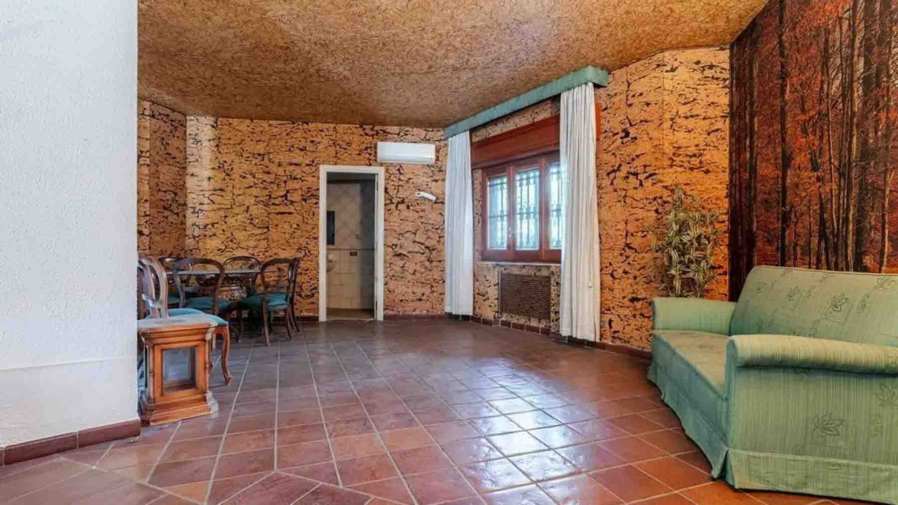 Villa spaziosa di 610 mq nel centro di Catania