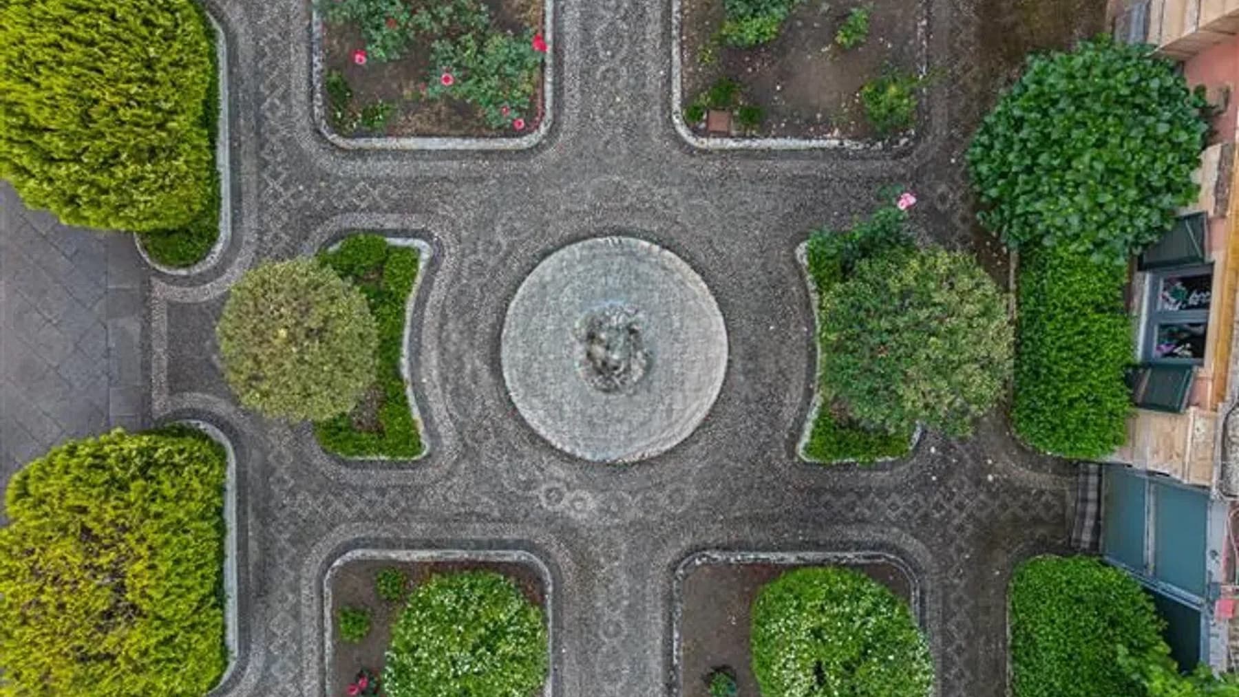 Villa storica a Viagrande, Sicilia: fascino unico