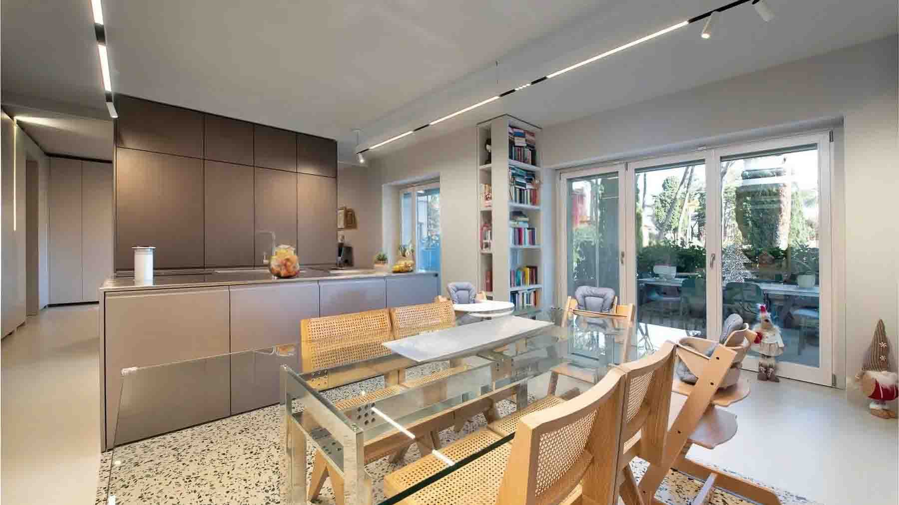 Appartamento con terrazzo in vendita a Roma, Via Aurelia