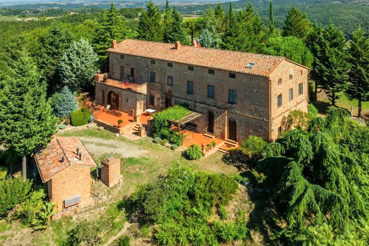 Casale panoramico con piscina a Città della Pieve, Umbria
