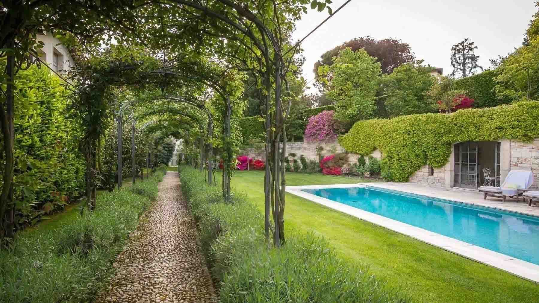 Elegant Villa with Pool near Lake Como, Lombardy