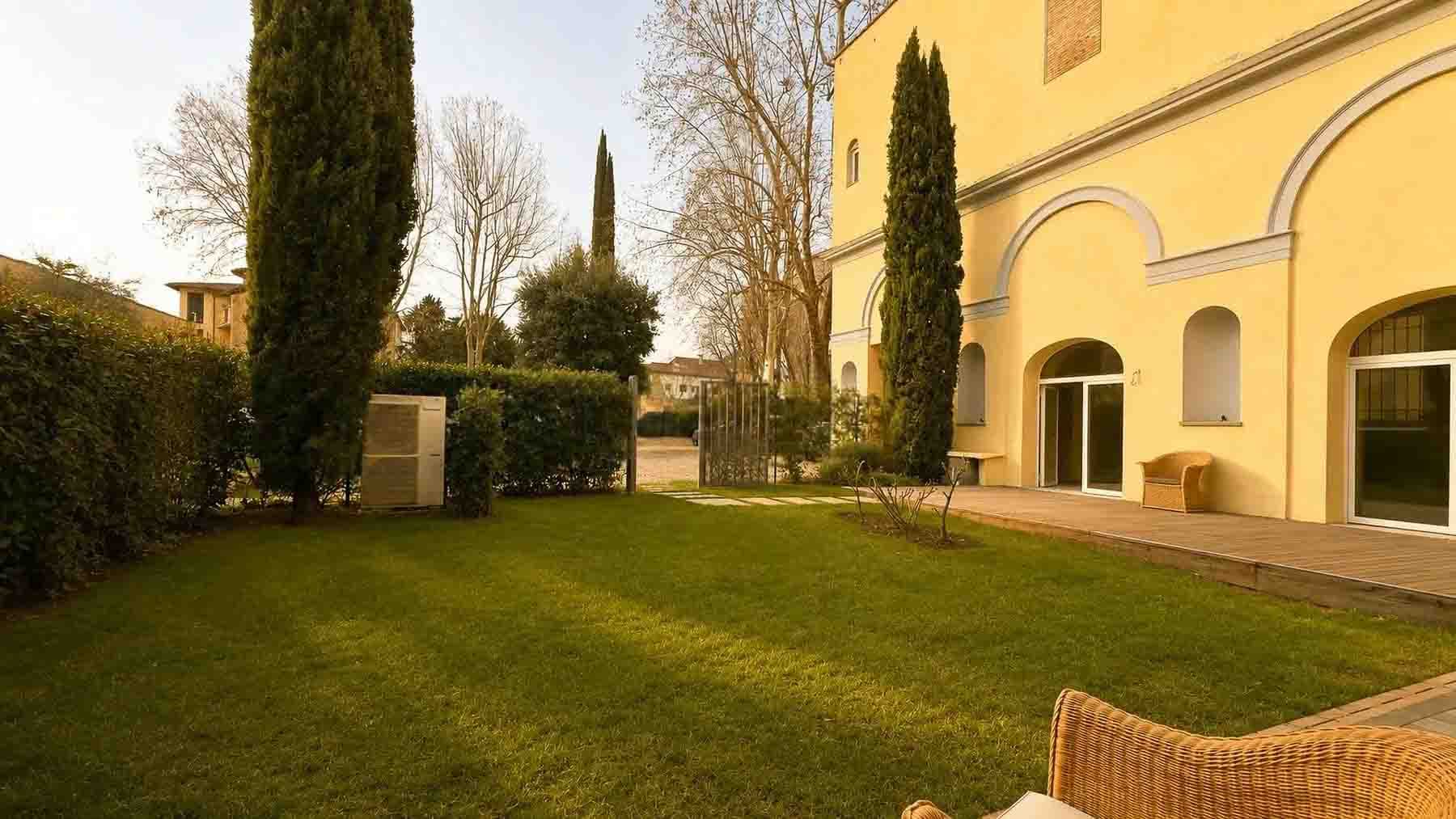 Exteriors (3)