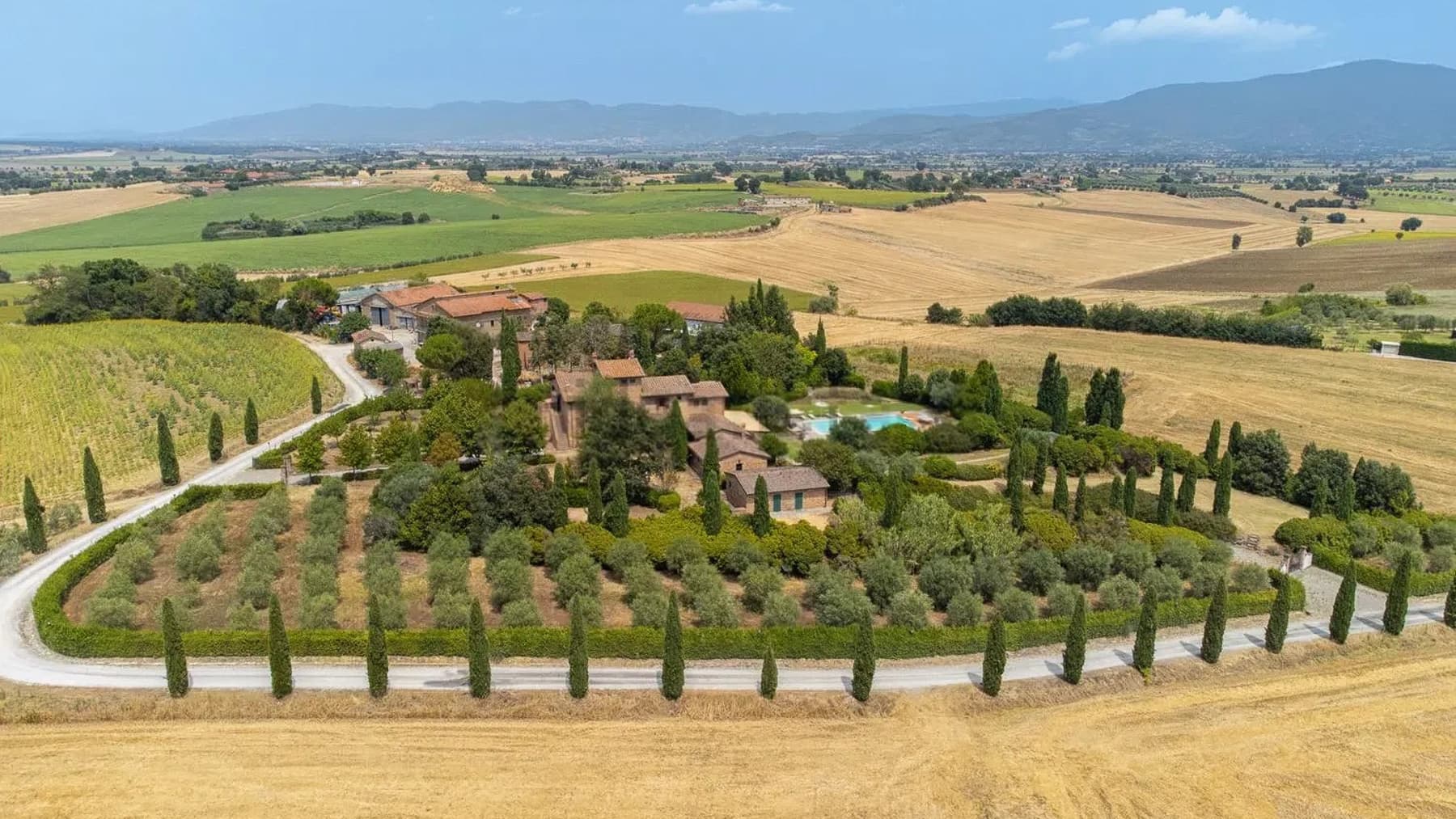 Casale di lusso con piscina e SPA a Camucia, Toscana
