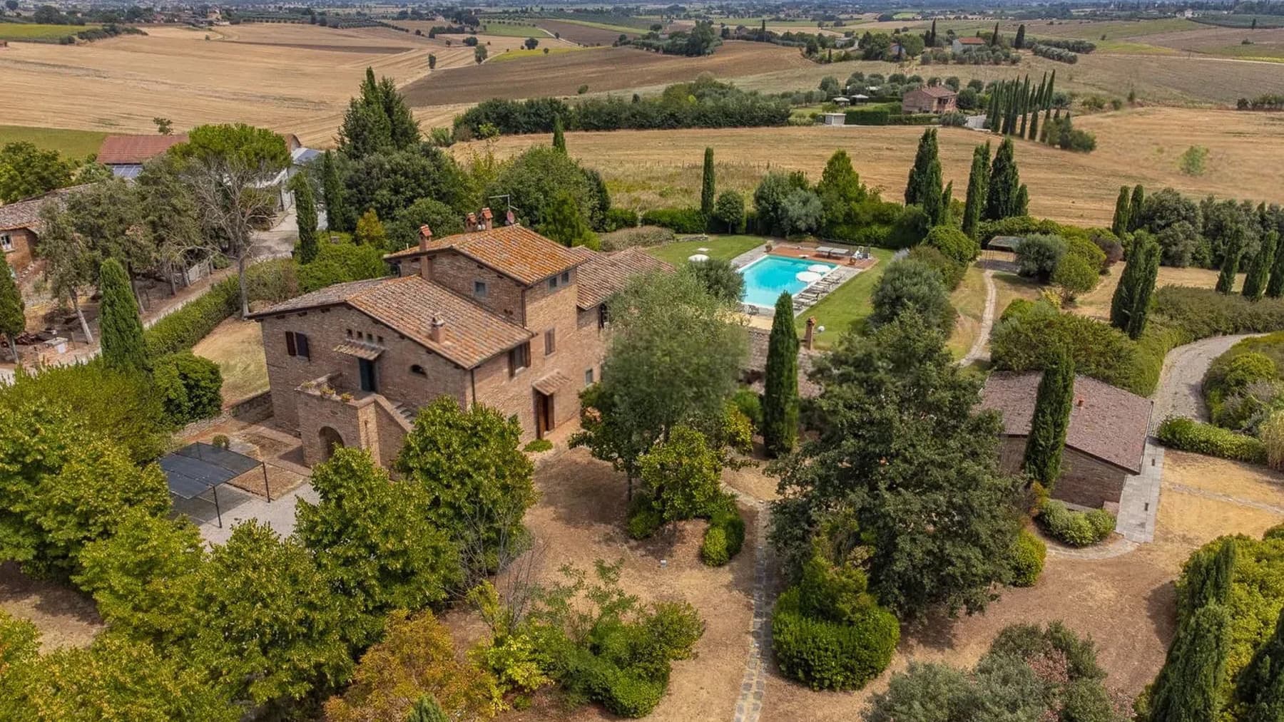 Casale di lusso con piscina e SPA a Camucia, Toscana