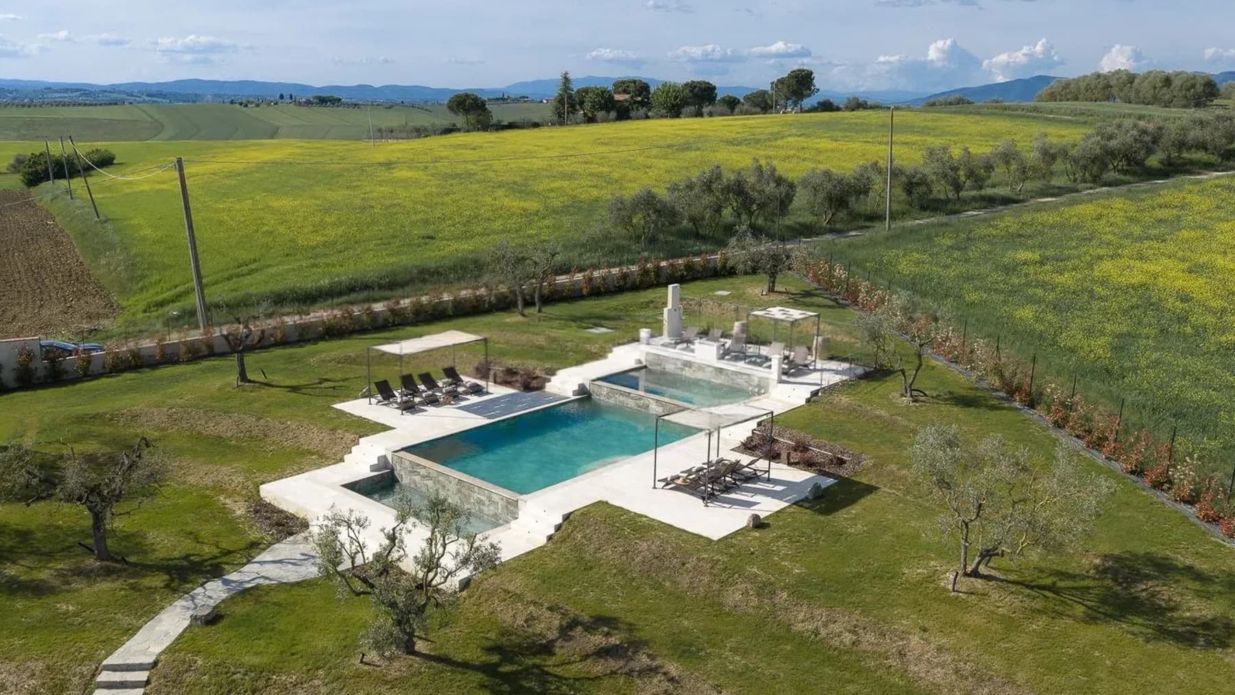 Casale a Camucia, Rifugio di Charme in Toscana