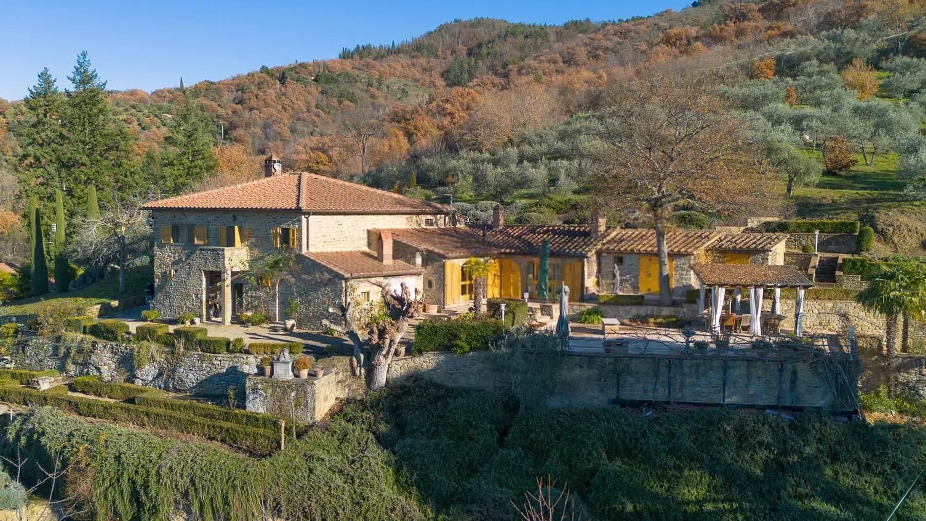 Casale con Piscina e Uliveto in Toscana, Castiglion Fiorentino