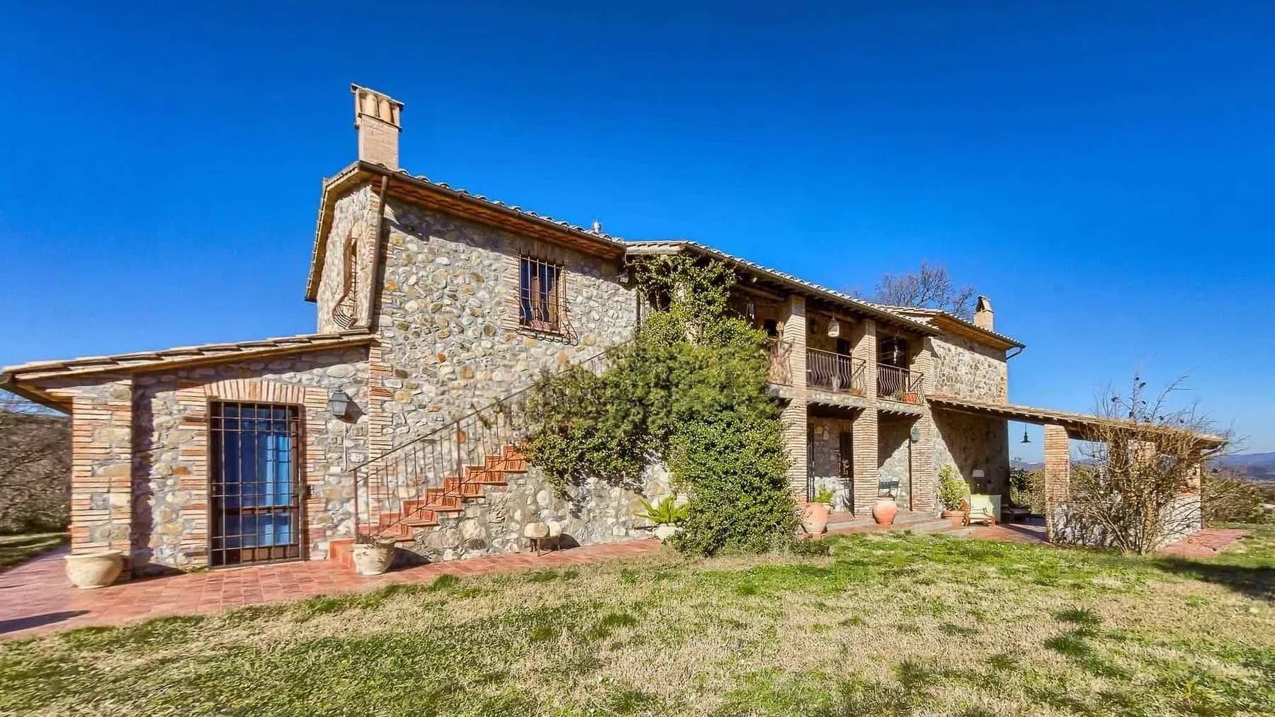 Casale di lusso a Castel Viscardo, cuore dell'Umbria