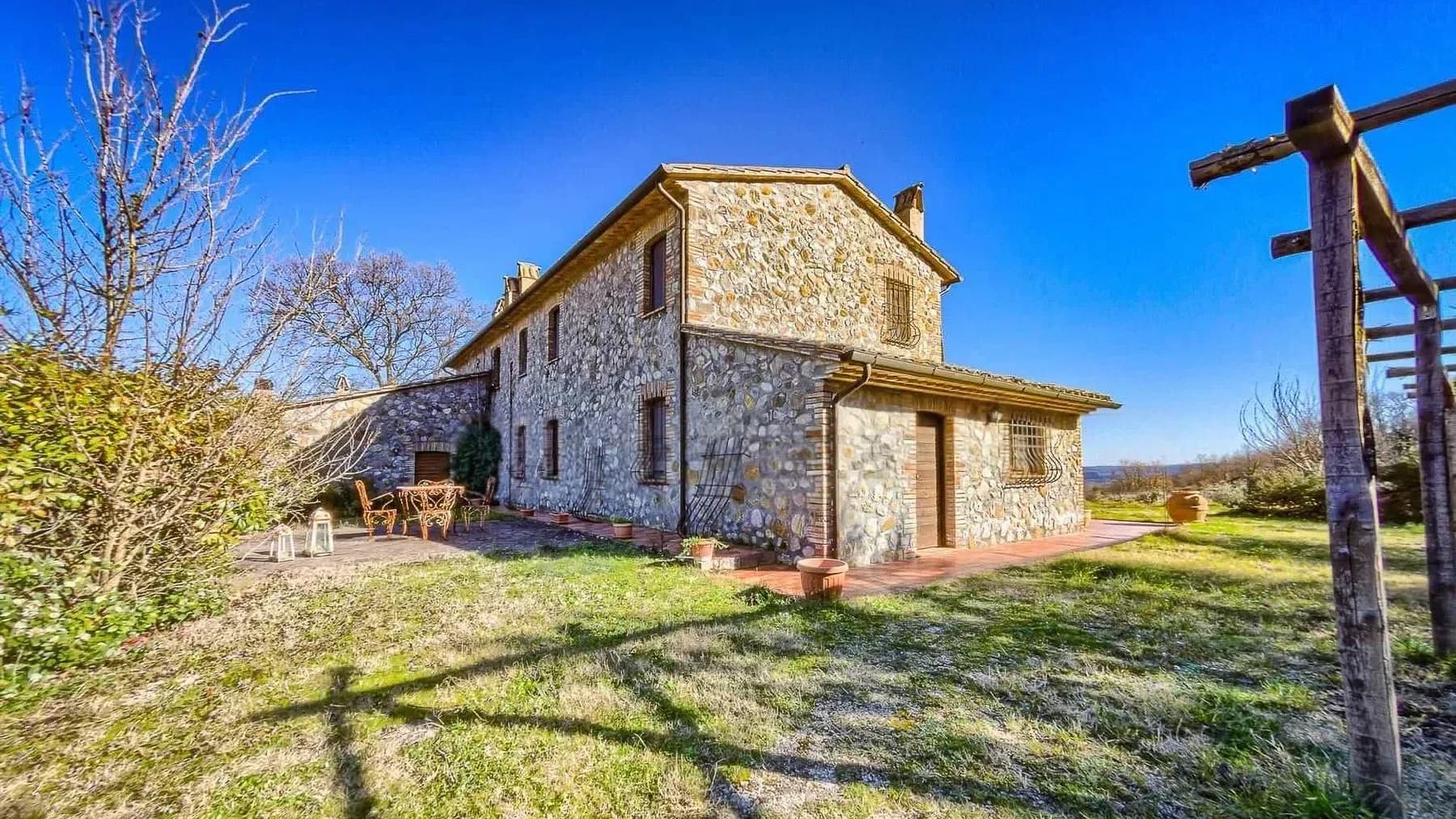 Casale di lusso a Castel Viscardo, cuore dell'Umbria